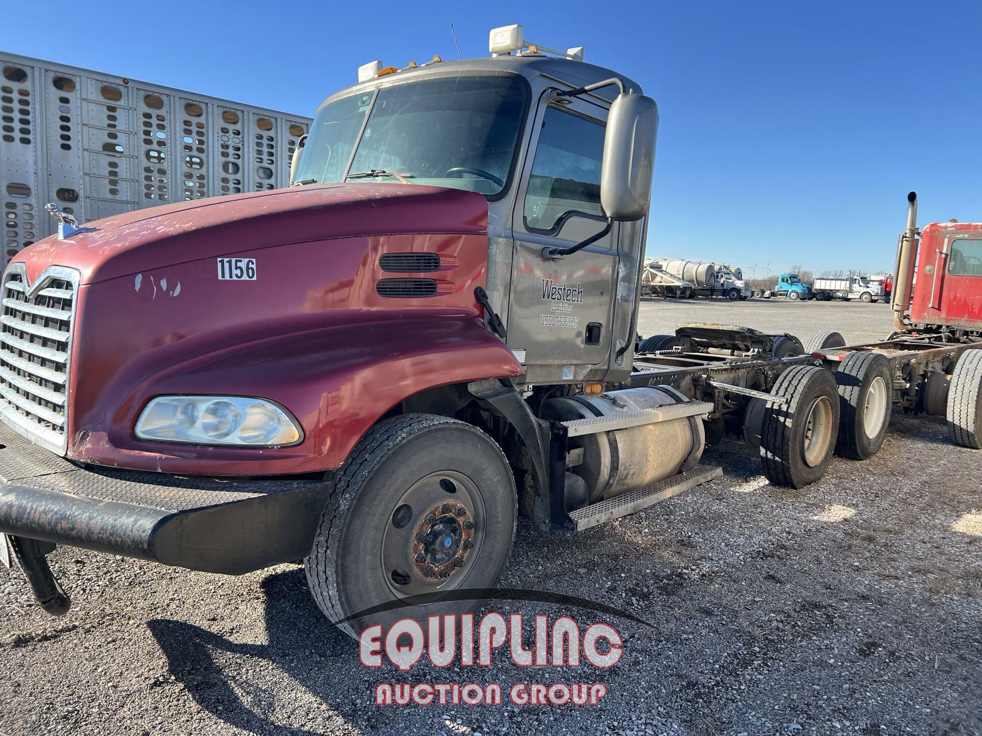 2005 MACK CXN613 6X4 T/A  DAY CAB TRUCK TRACTOR (A67147)