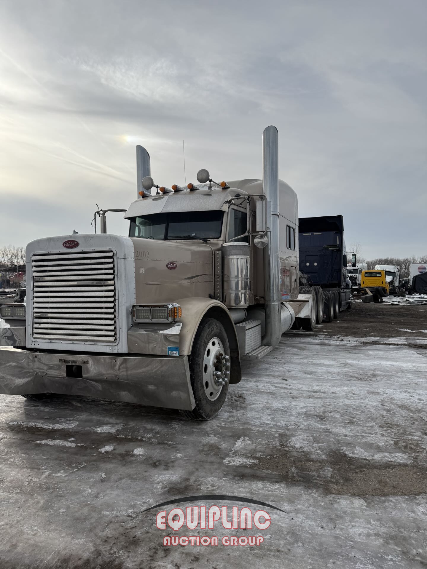 2007 PETERBILT 379 6X4 T/A SLEEPER TRUCK TRACTOR (A59911)