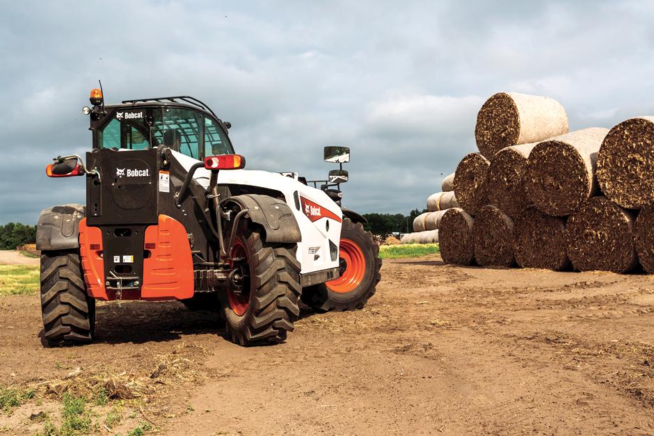 bobcat-v723-bale-fork-s6c4305-17g1-fc_mg_full.jpg