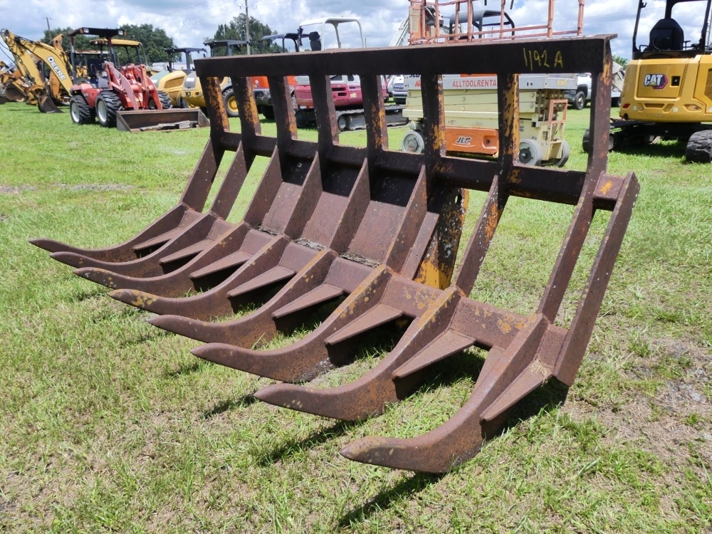 9' Root Rake (A50120)