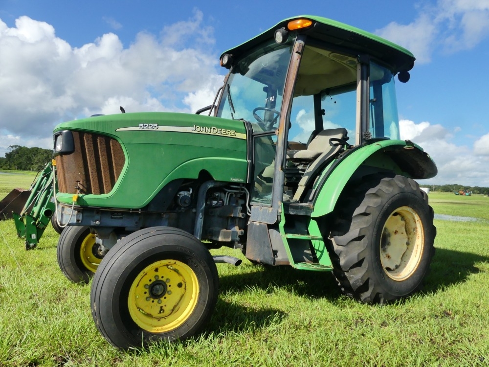 John Deere 5225 (A50120)
