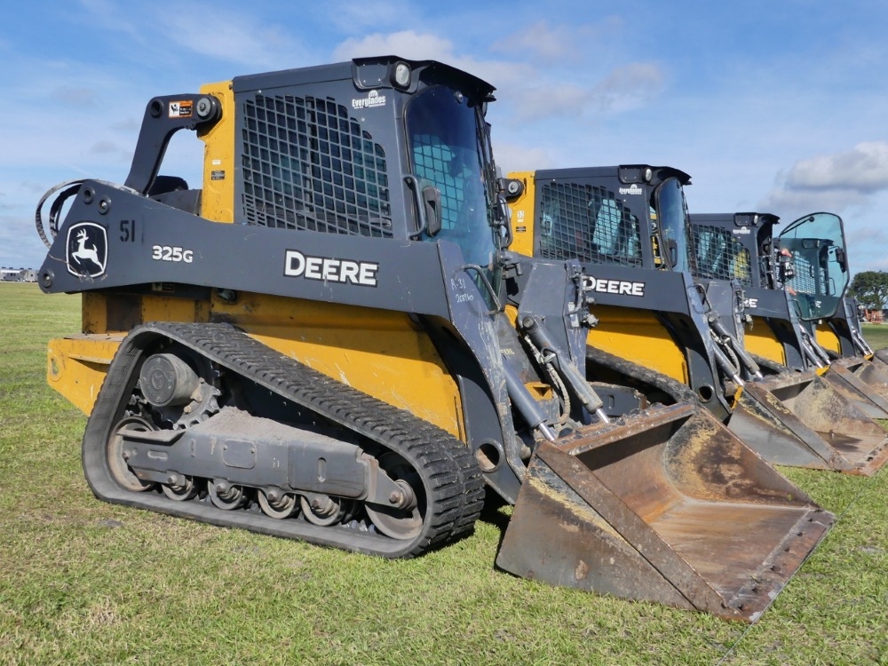2022 Deere 325G (A57148)