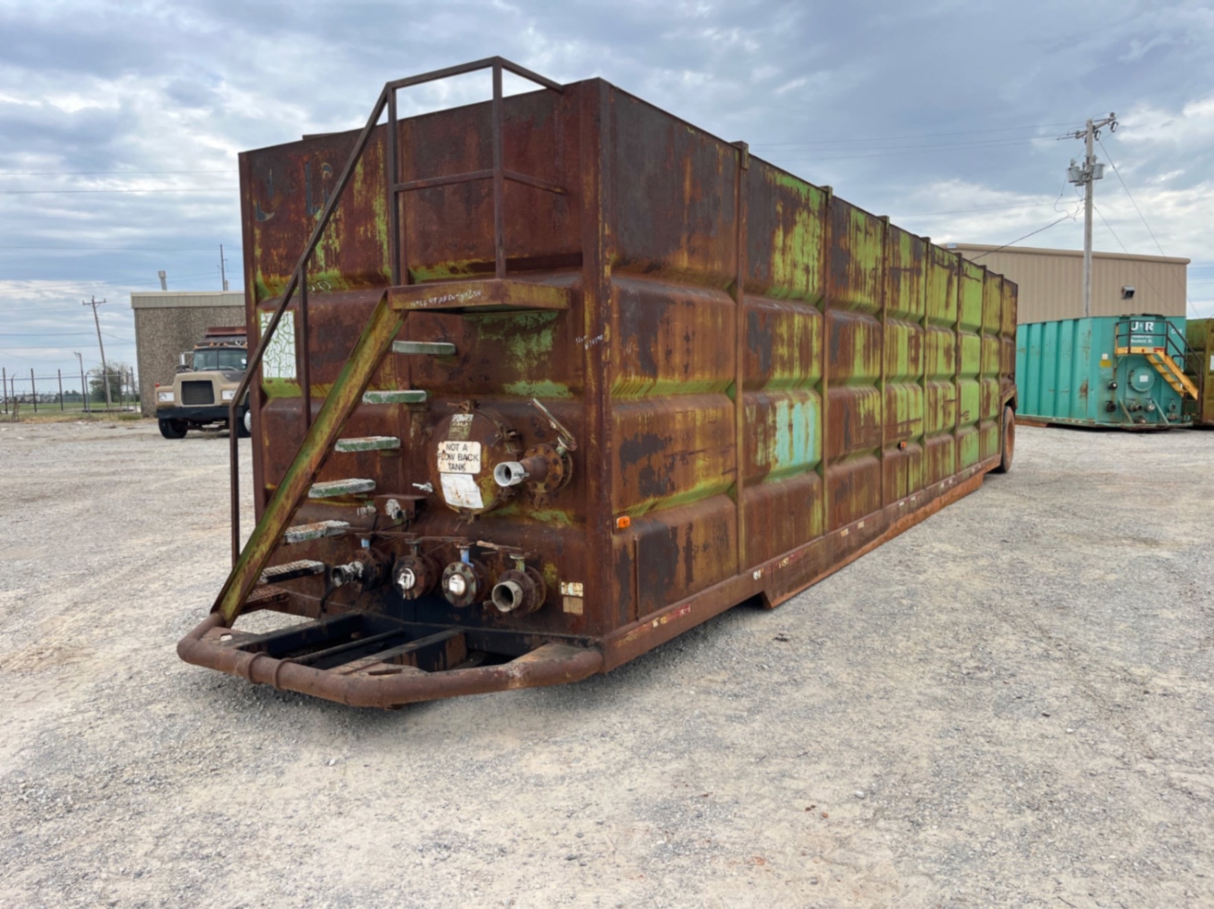 2005 CHANDLER  500 BBL FRAC TANK (A58214)