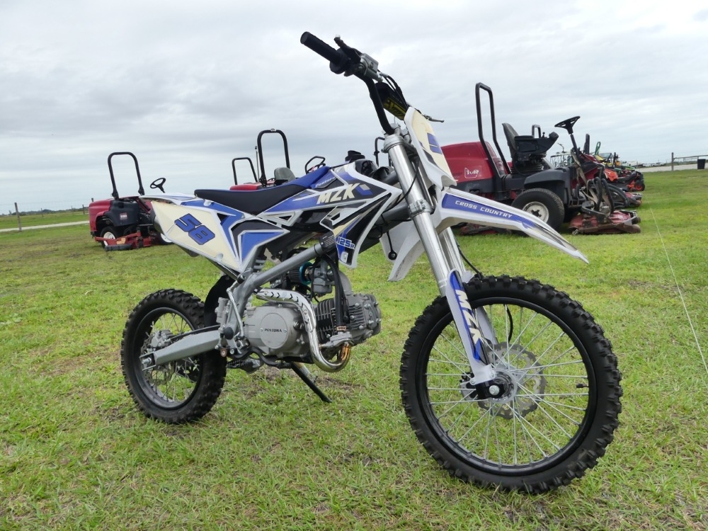 Pentor 125R Dirt Bike (A57149)