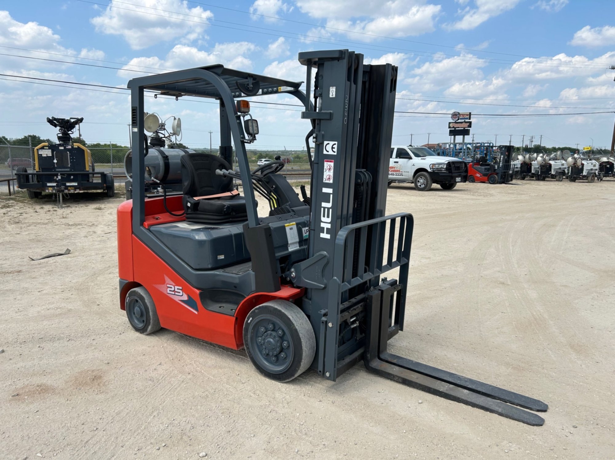 2023 HELI CPYD25C FORKLIFT (A58216)