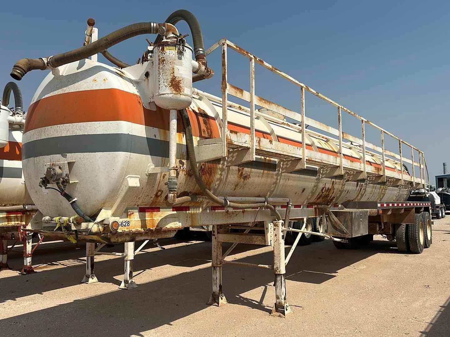 2015 TROXELL 130BBL VACUUM TRAILER (A48992)