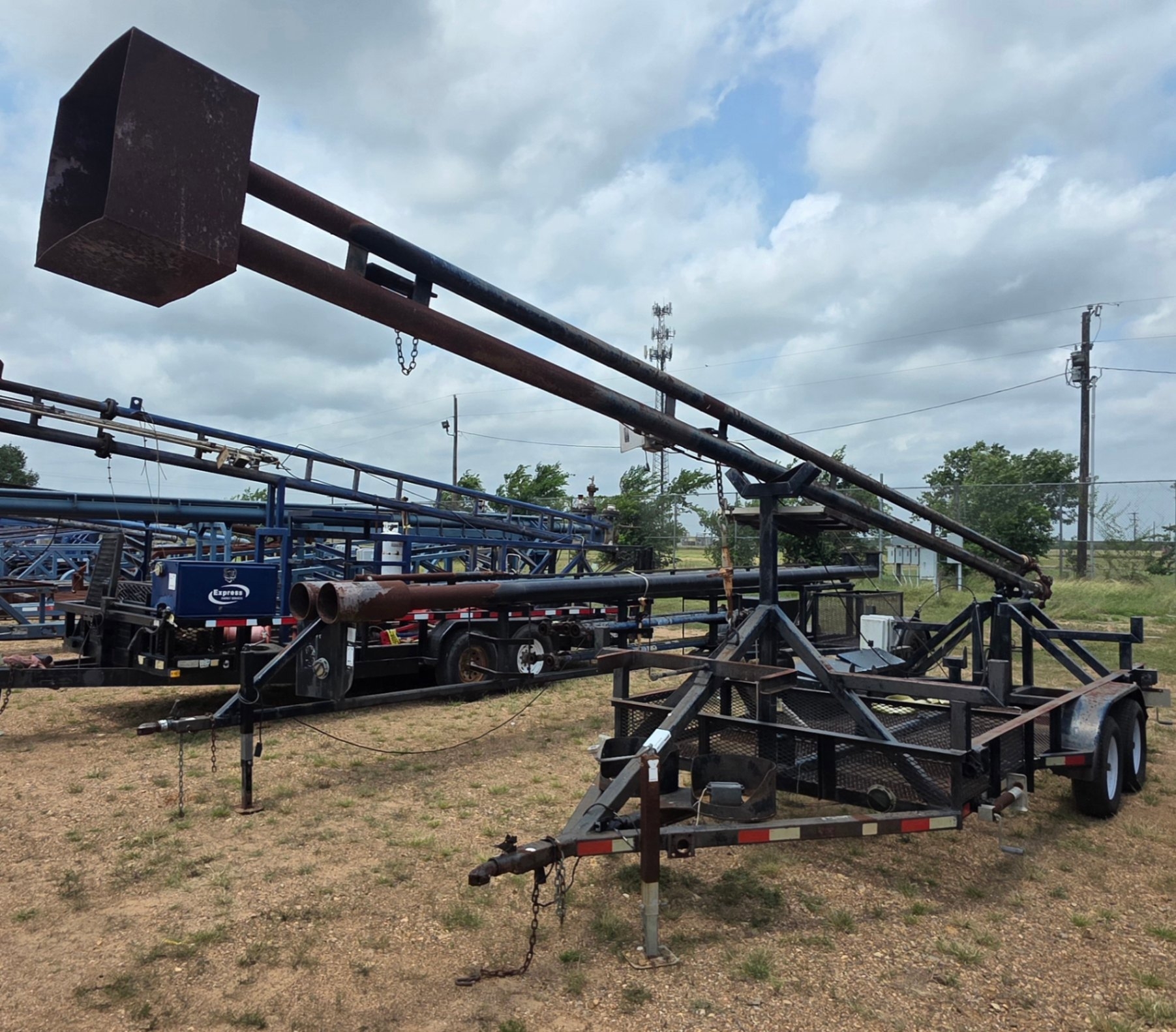 2011 SHOPMADE FLARE STACK BUMPER PULL TRAILER (A47001)