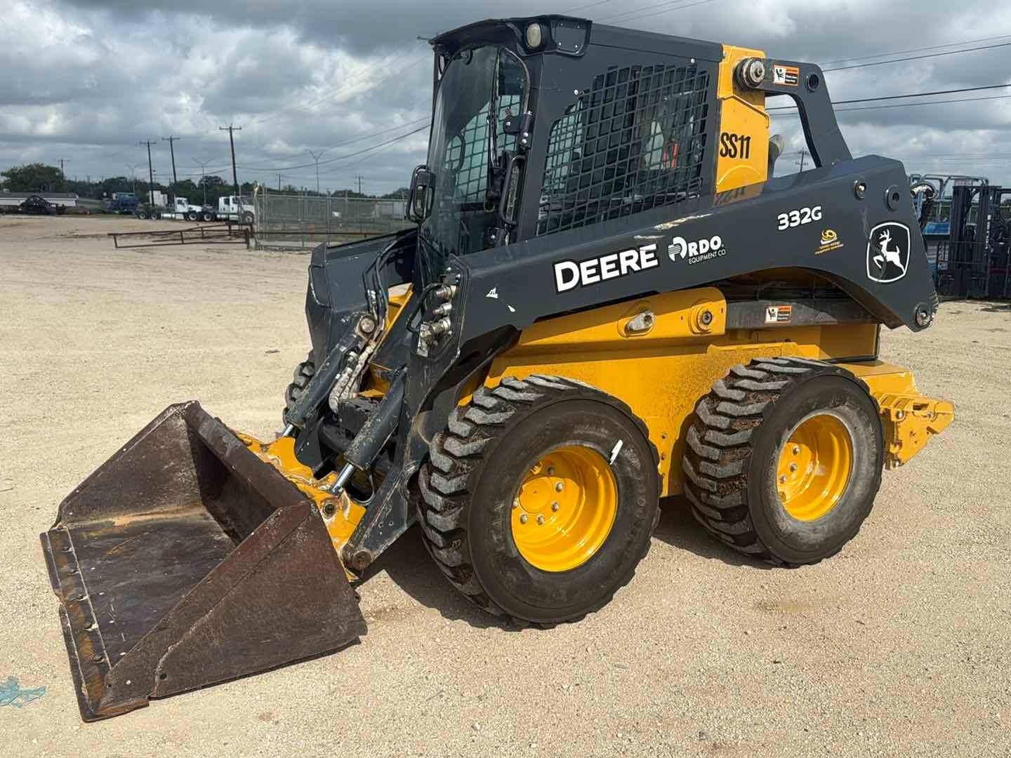 2022 JOHN DEERE 332G (A50854)