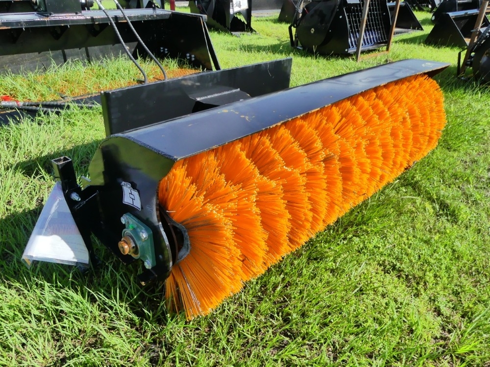 Giyi 77" Sweeper (A53316)