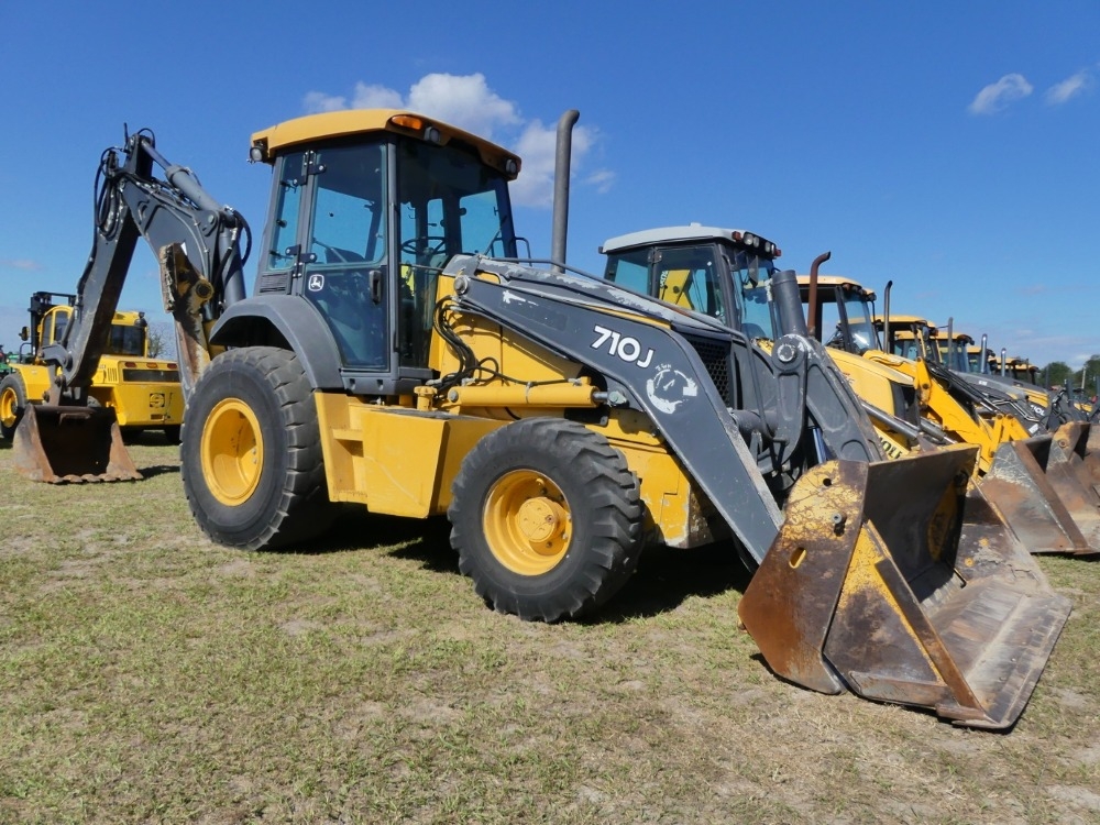 2010 Deere 710J (A53317)