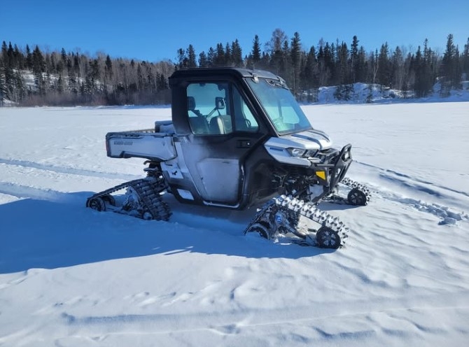 Can-am on tracks.jpg