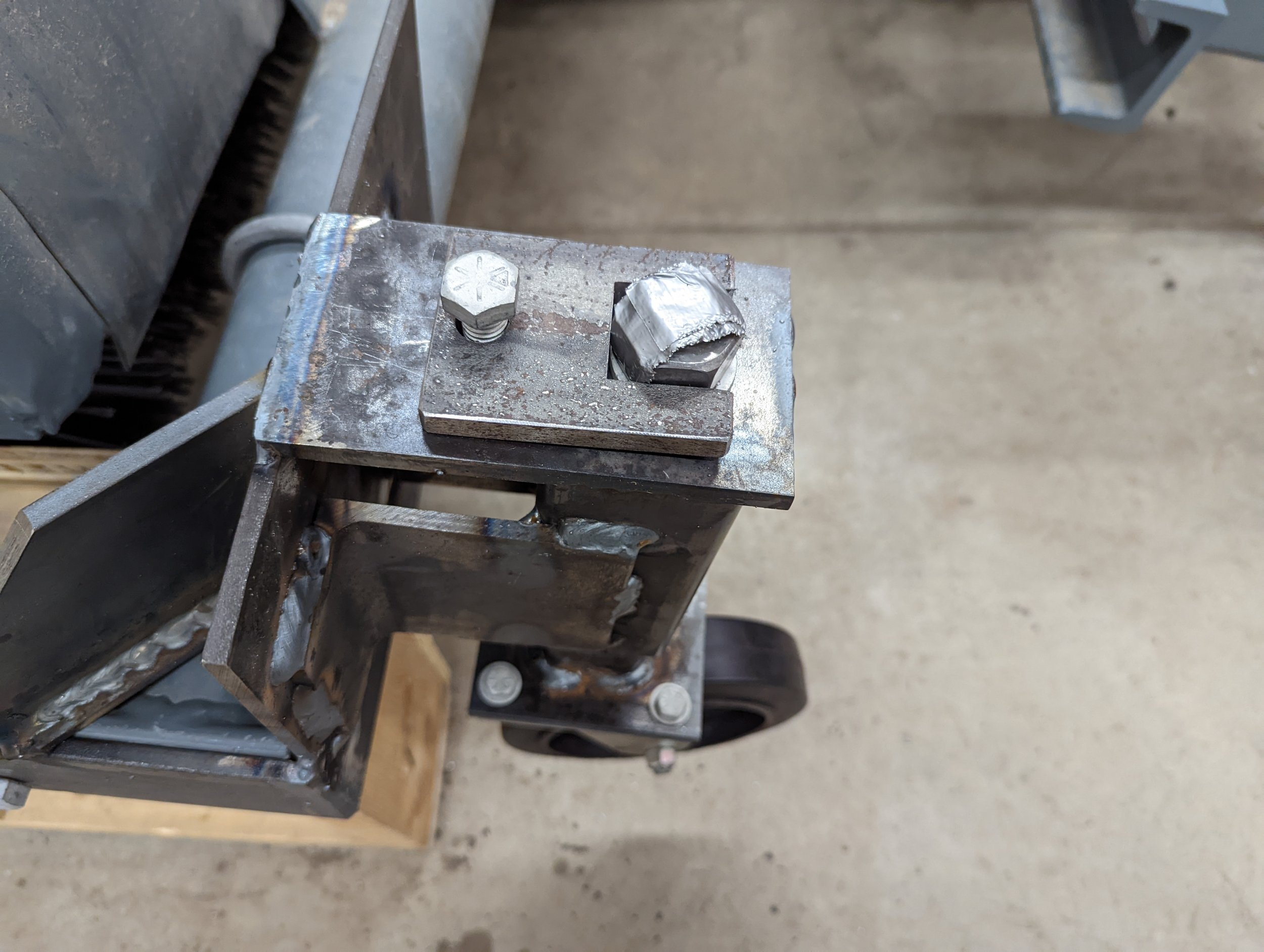 Caster adjustment lock.jpg