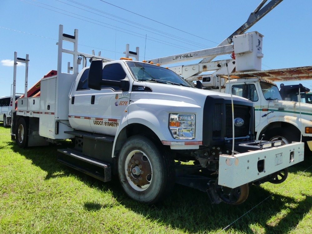 2021 Ford F750 (A50120)