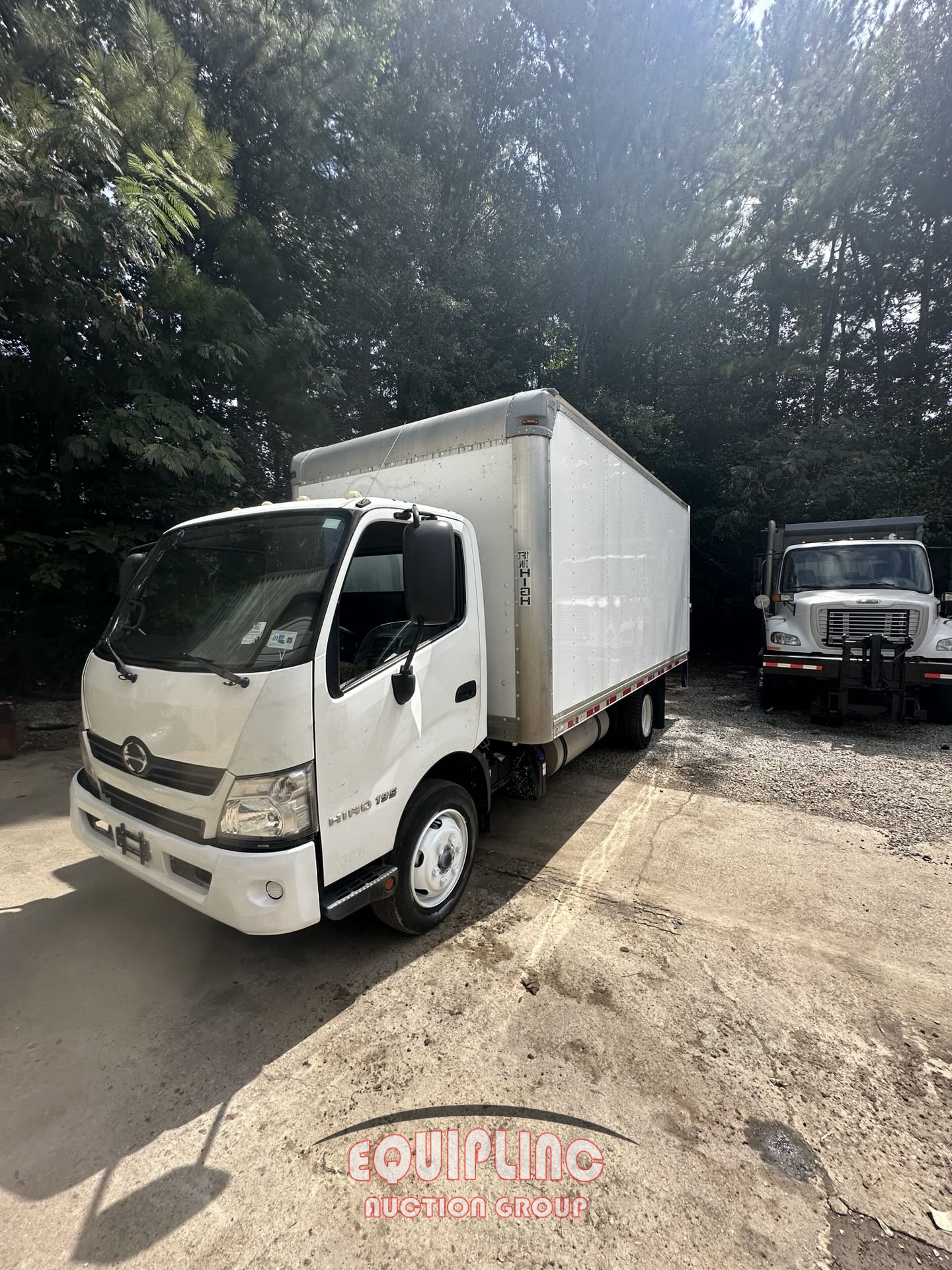 2018 HINO 195 16FT BOX TRUCK WITH LIFT GATE (A53426)