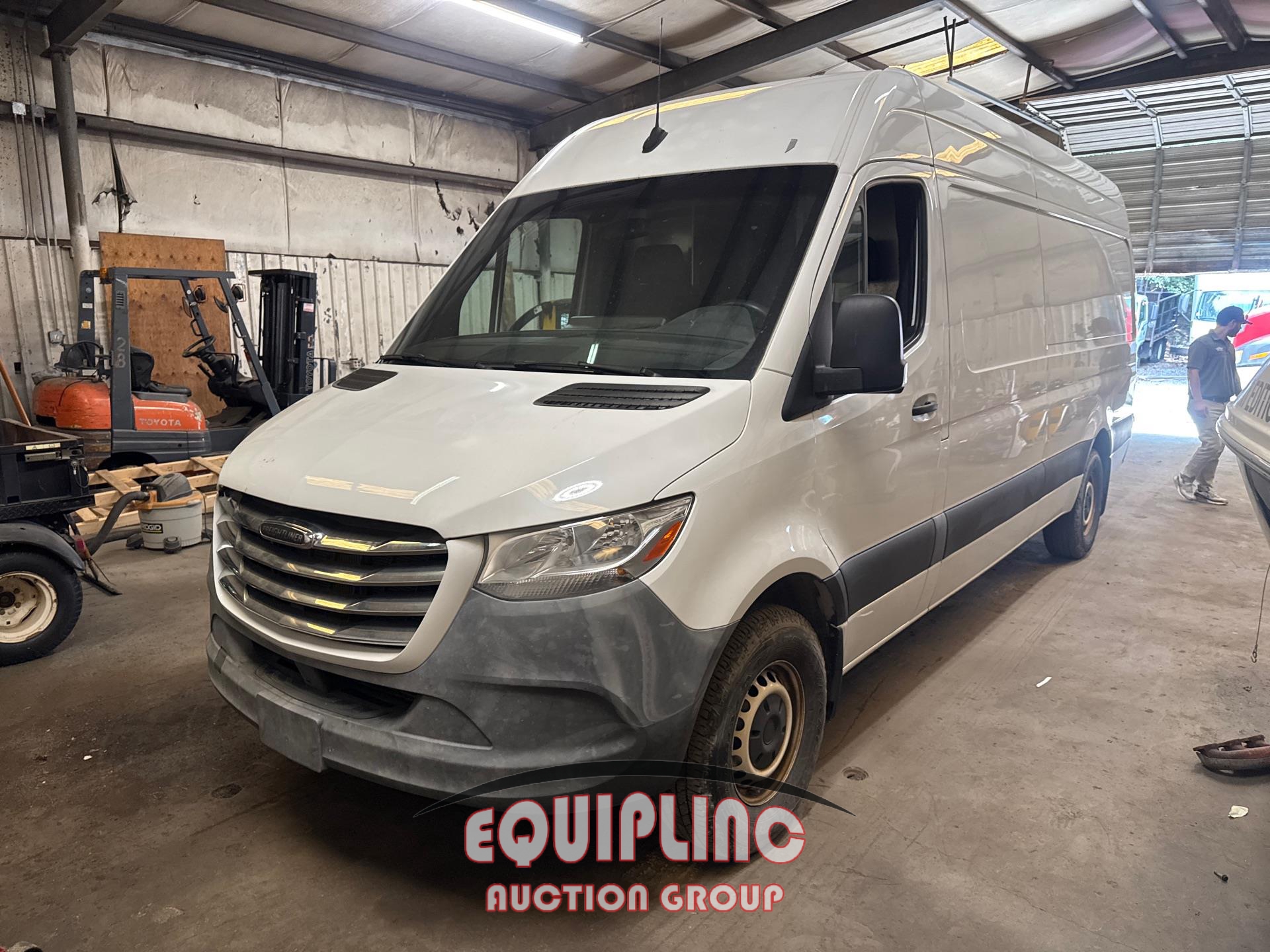 2019 FREIGHTLINER SPRINTER 2500 CARGO VAN (A54313)
