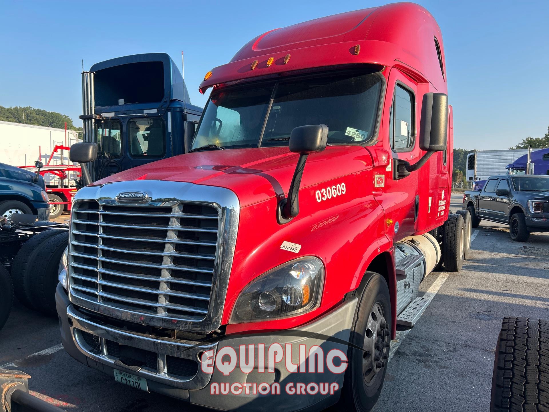 2015 FREIGHTLINER CASCADIA TANDEM AXLE SLEEPER TRUCK (A54313)