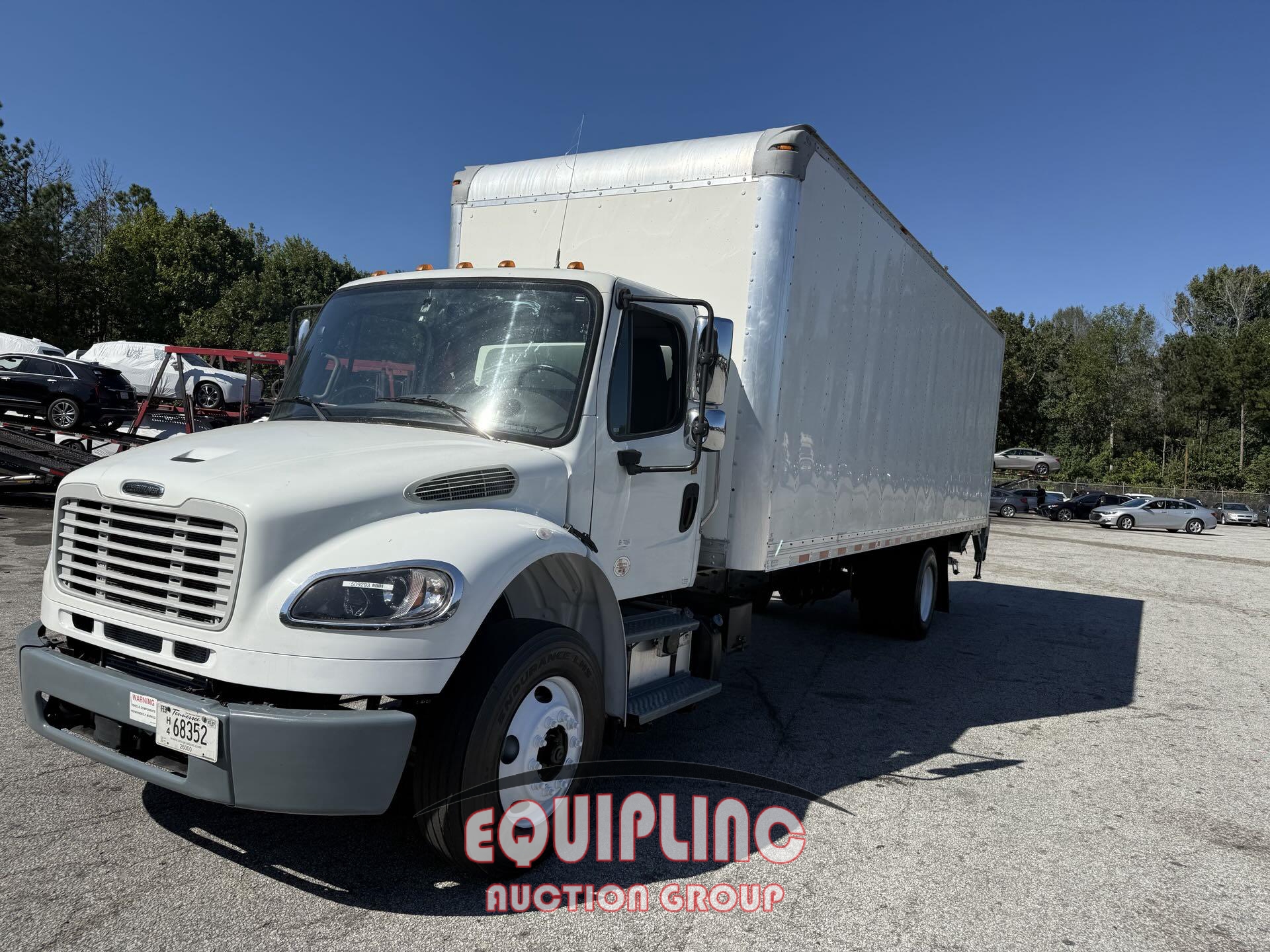 2022 FREIGHTLINER M2 26FT NON CDL BOX TRUCK (A56129)