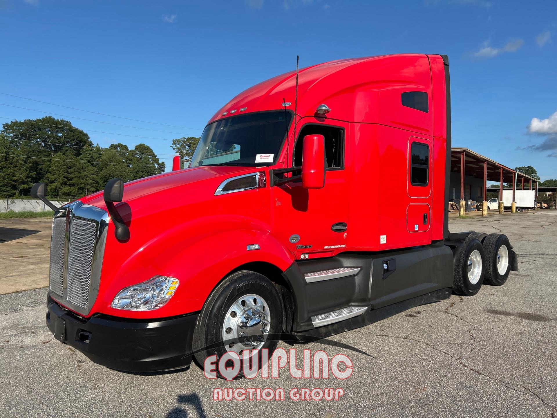 2020 KENWORTH T680 TANDEM AXLE SLEEPER TRUCK (A53426)