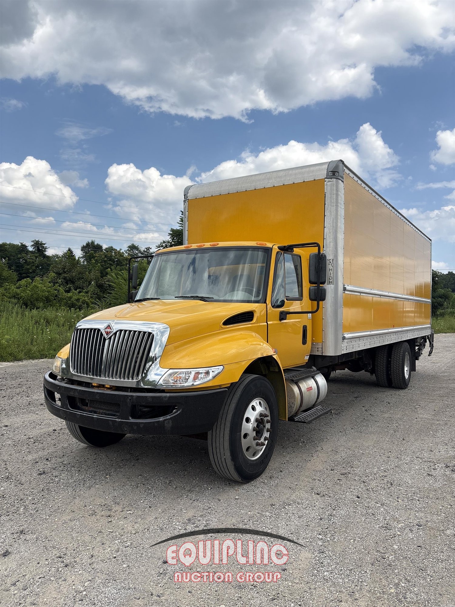 2019 INTERNATIONAL 4300 26FT NON CDL BOX TRUCK (A53426)