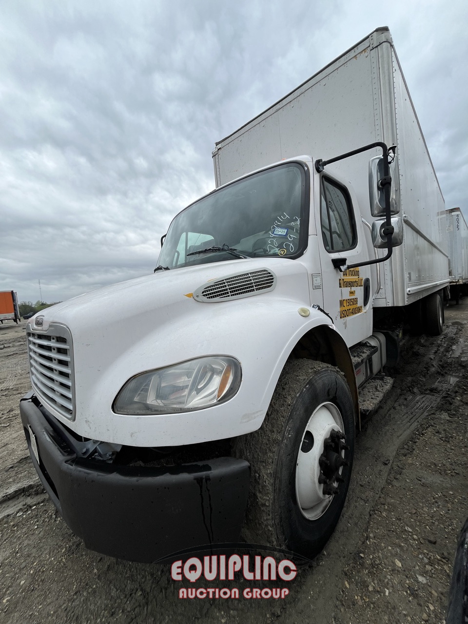 2017 FREIGHTLINER M2 BOX TRUCK (A52141)