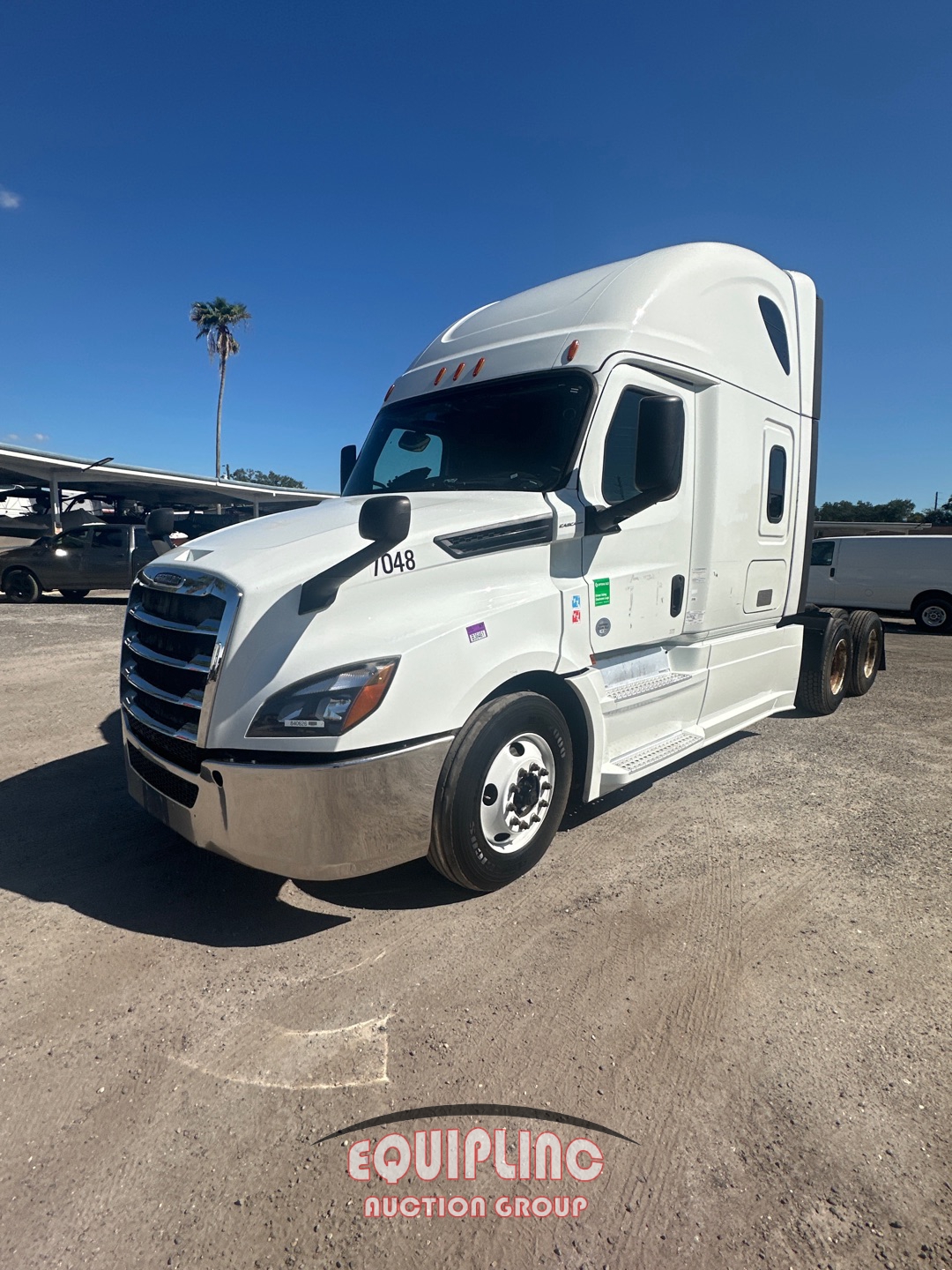 2019 FREIGHTLINER CASCADIA TANDEM AXLE SLEEPER (A56129)