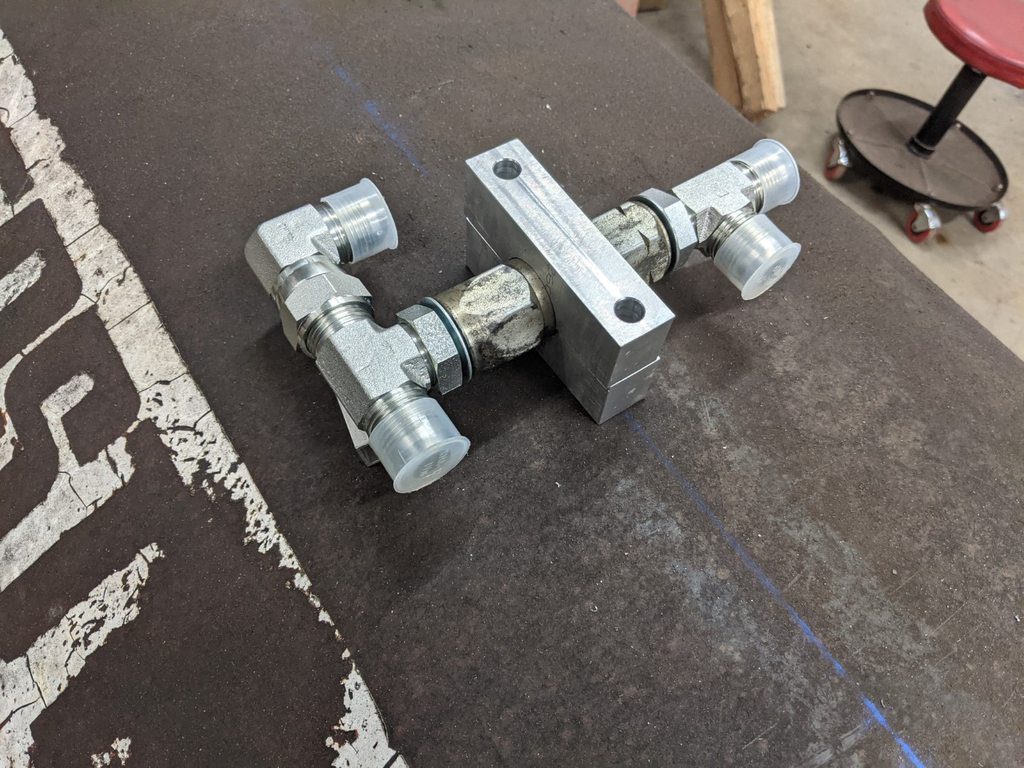 Check Valve mount (2) (Large).jpg