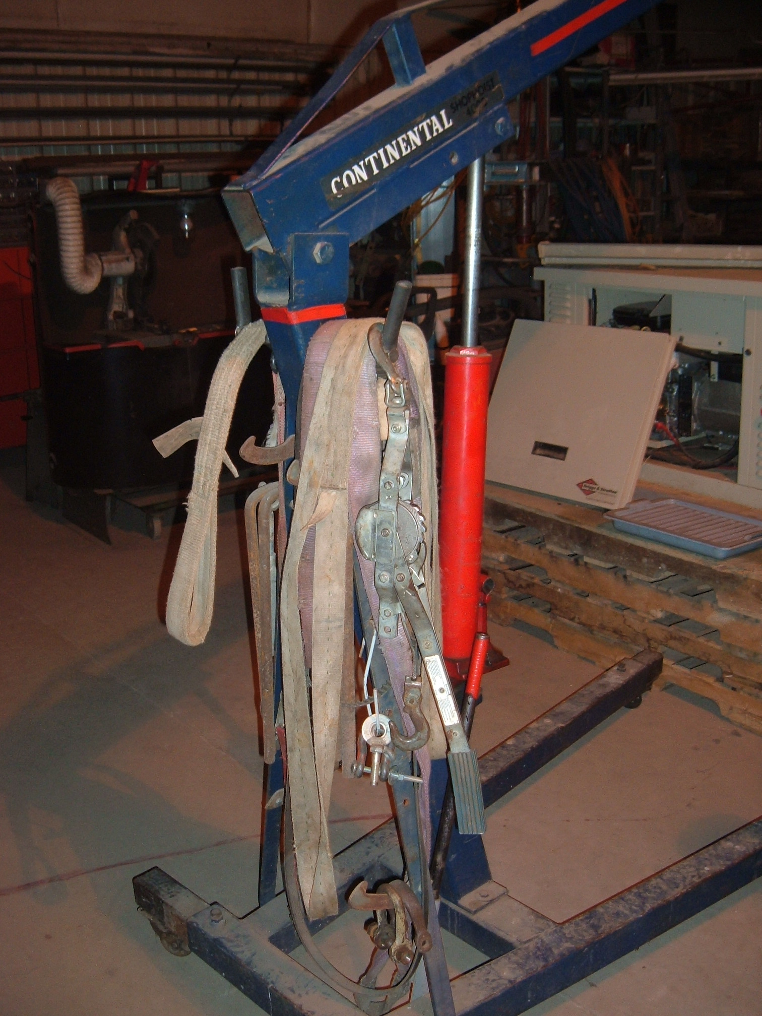 cherry pick rigger.JPG