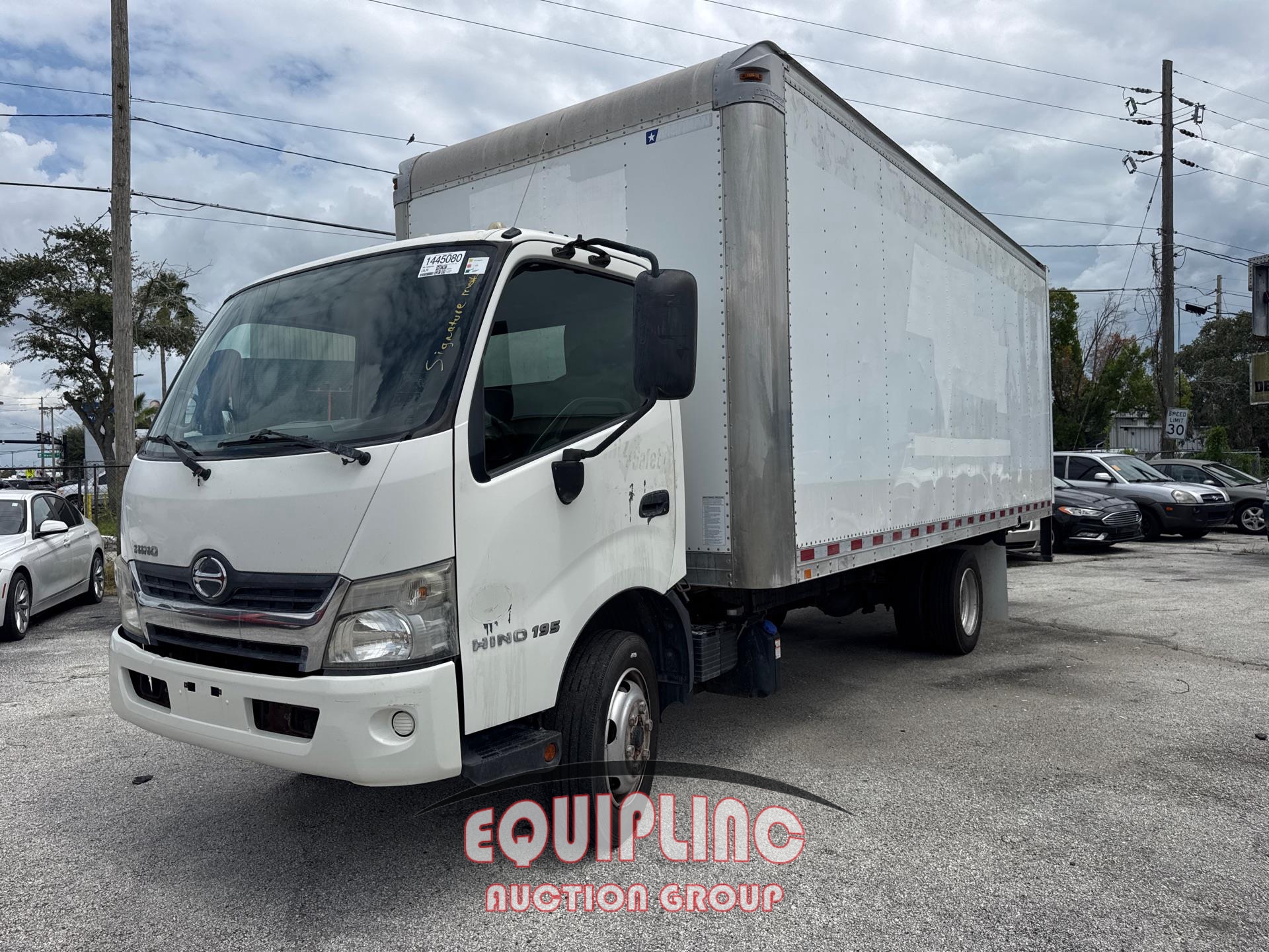 2015 HINO XJC740 BOX TRUCK (A52576)