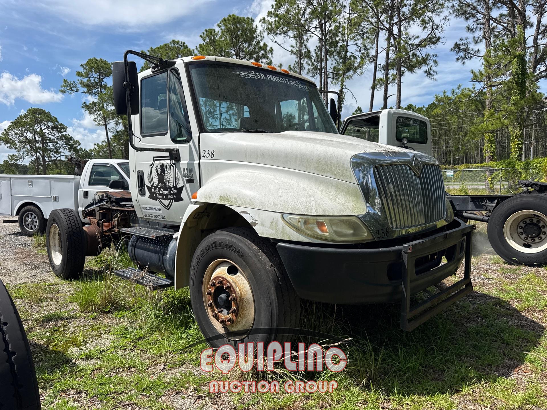 2007 INTERNATIONAL MA025 DAY CAB (A51219)