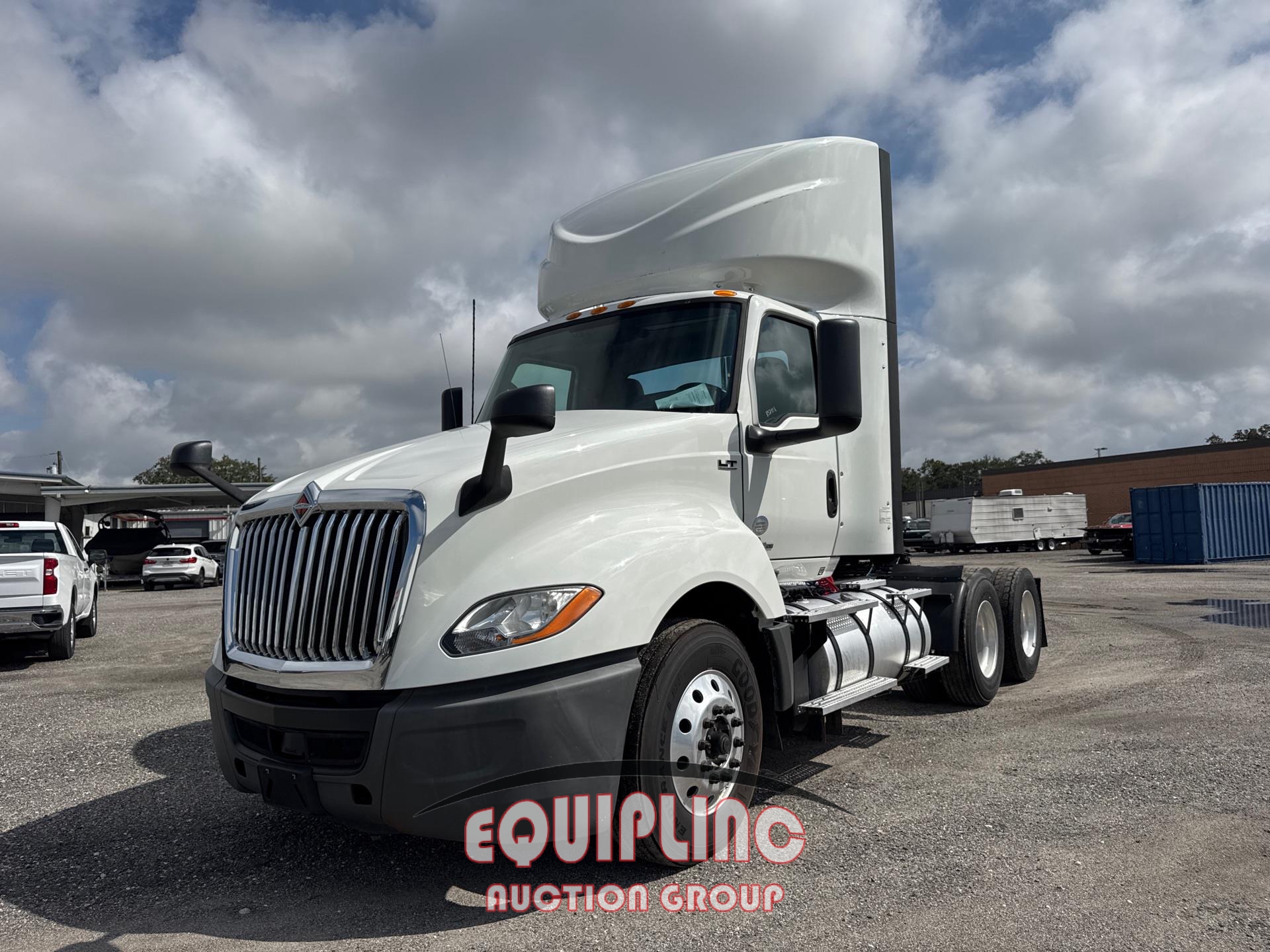2020 INTERNATIONAL LT625 DAY CAB (A53426)