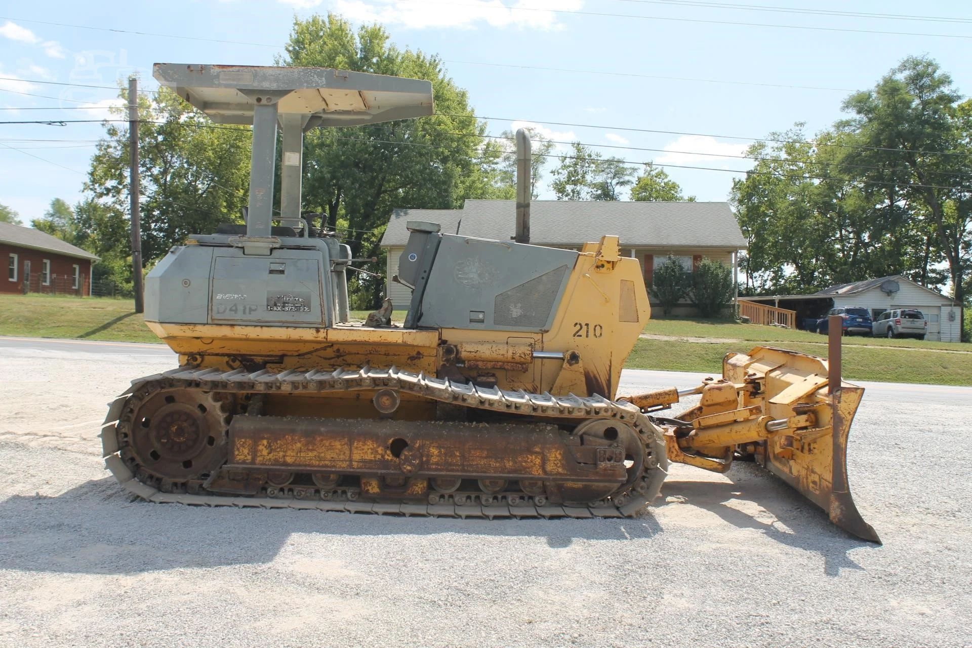 2006 KOMATSU  D41P-6  CRAWLER TRACTOR (A52576)