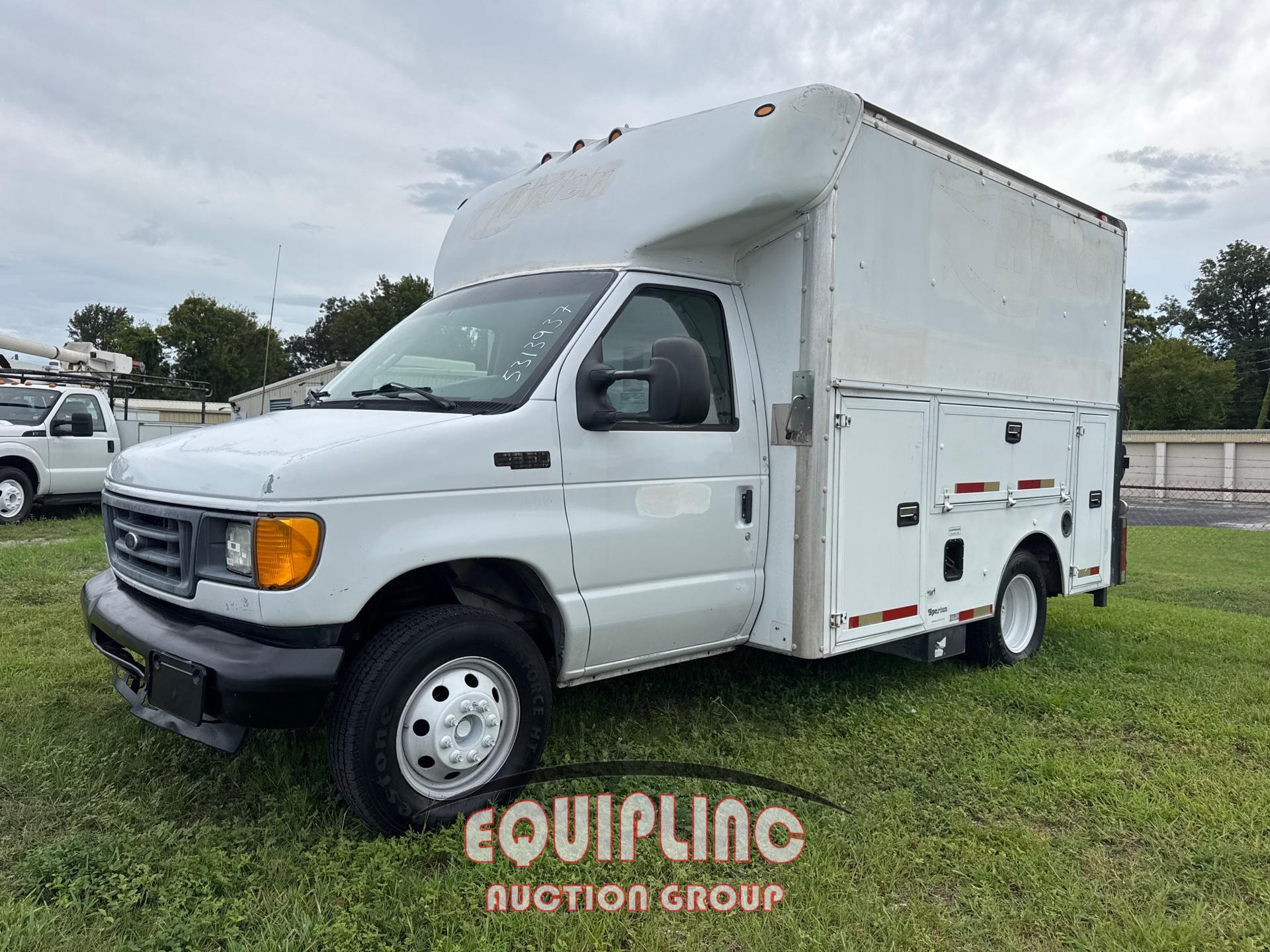 2004 FORD E350 MECHANICS TRUCK (A52576)