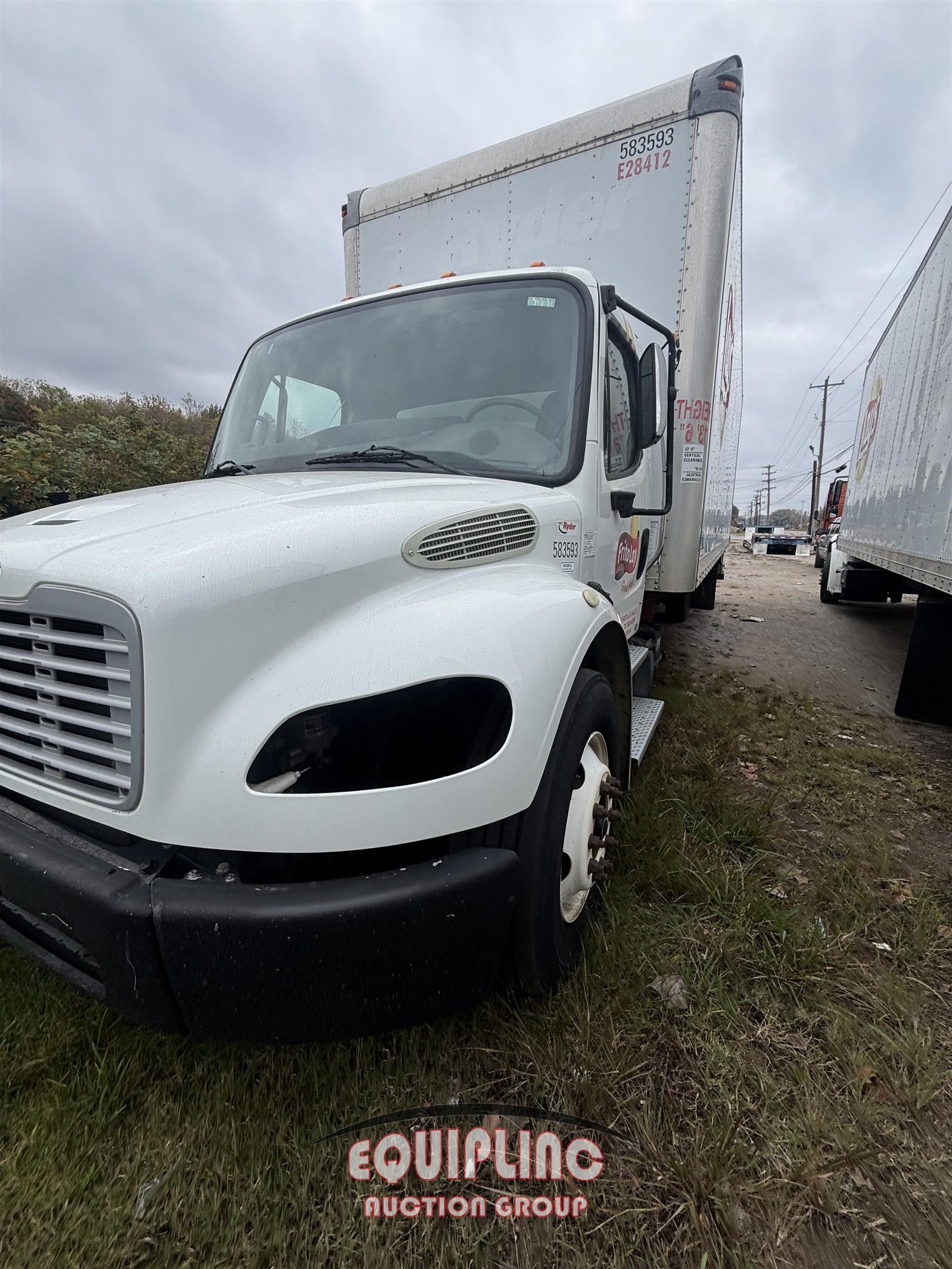 2015 FREIGHTLINER M2 BOX TRUCK (A58017)
