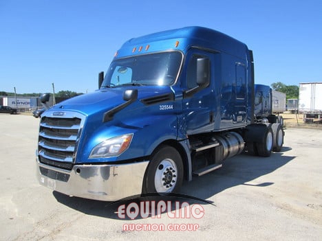 2020 FREIGHTLINER CASCADIA 126 SLEEPER TRUCK (A58018)