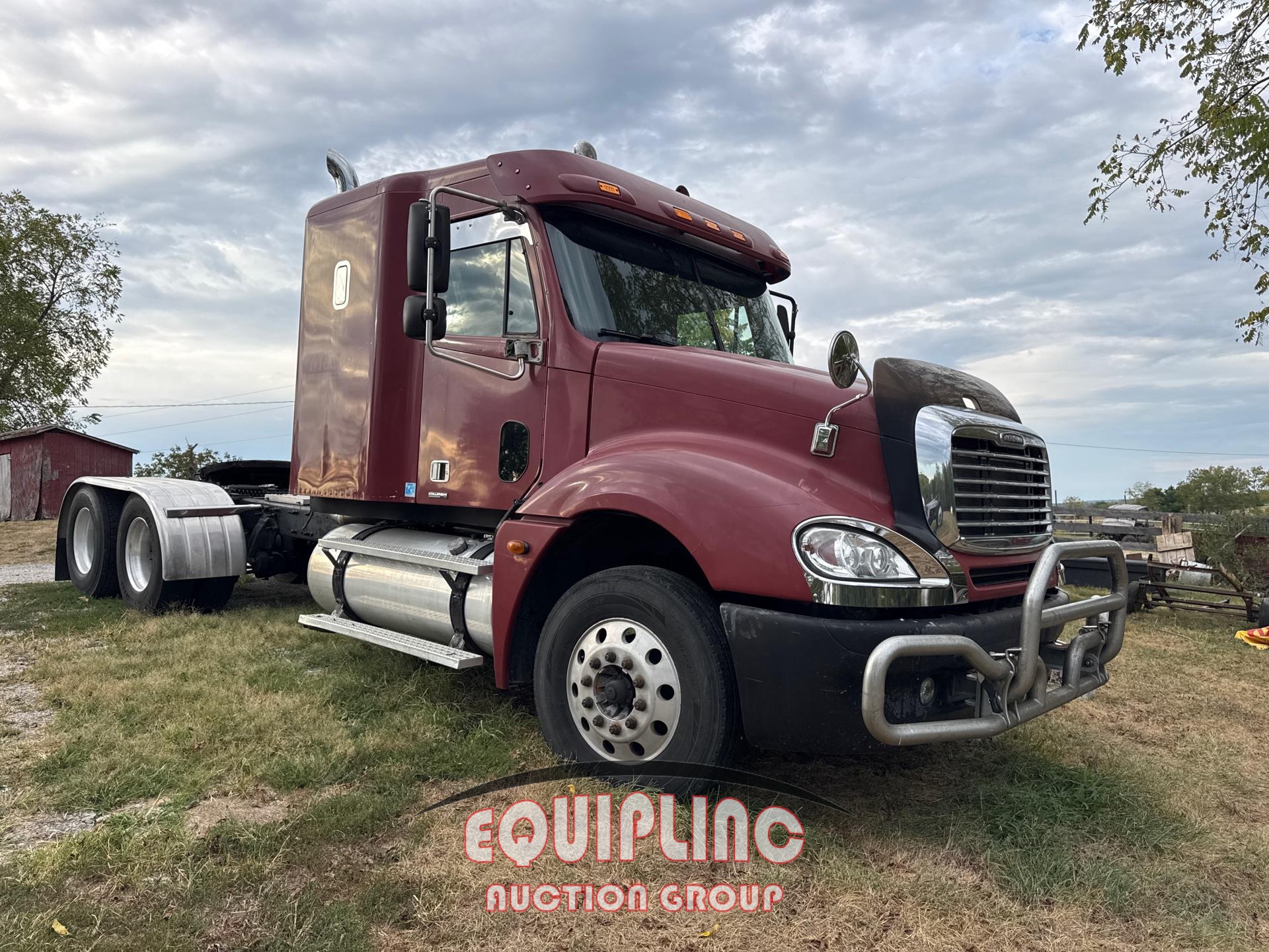 2005 FREIGHTLINER COLUMBIA SLEEPER (A54313)