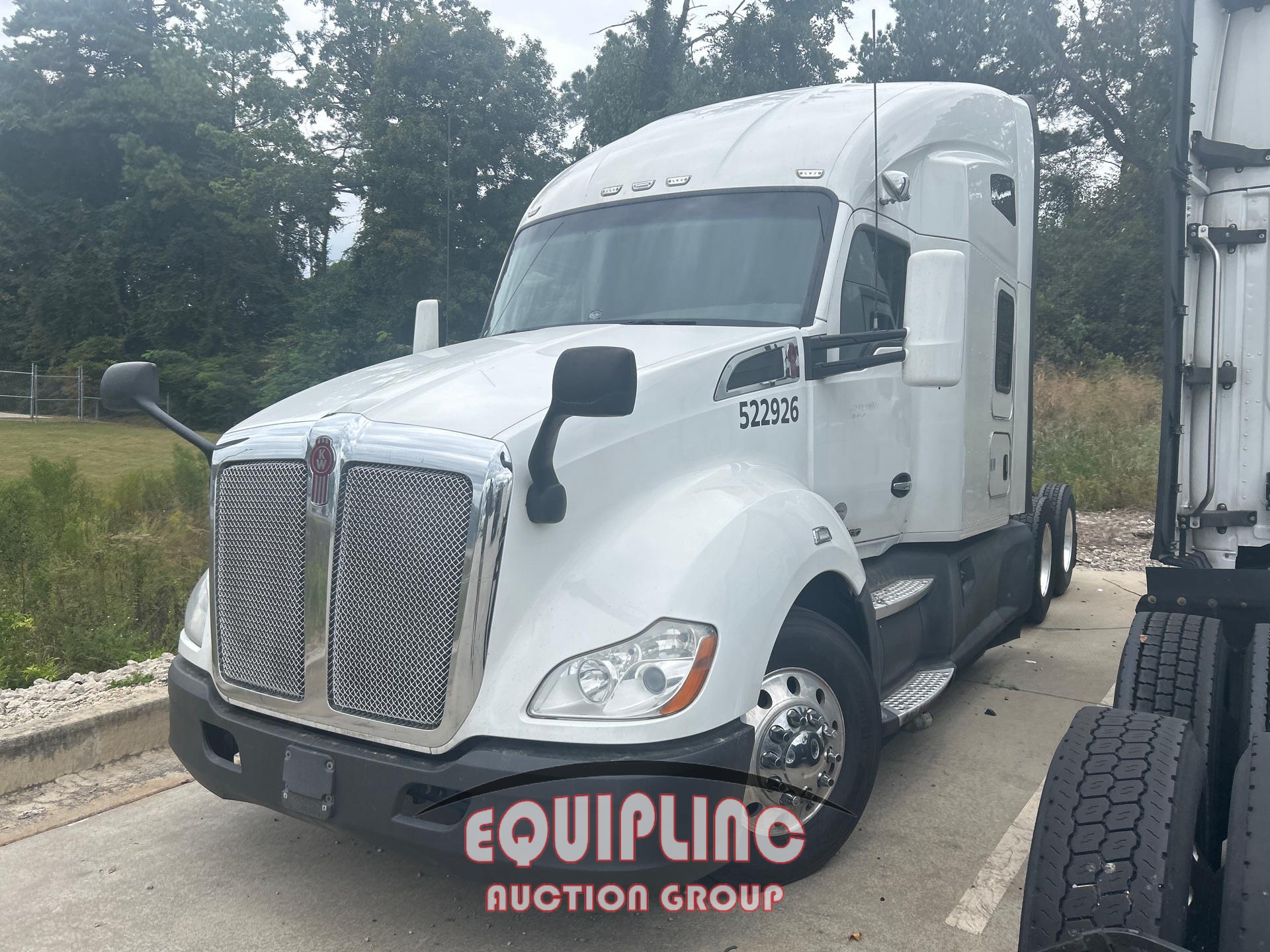 2018 KENWORTH T680 SLEEPER (A54607)