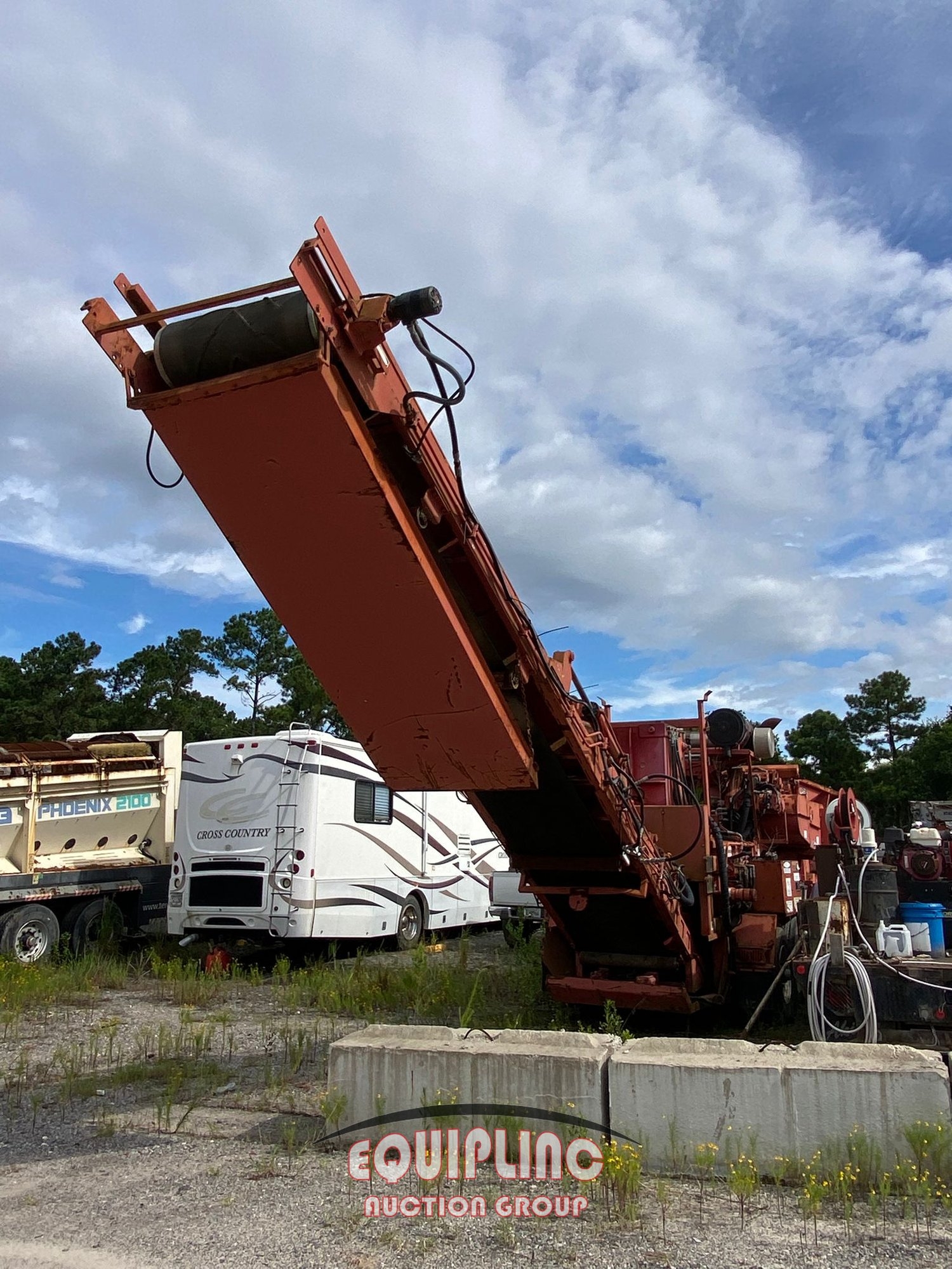 1999 MORBARK 3800 WOOD HOG GRINDER (A53426)