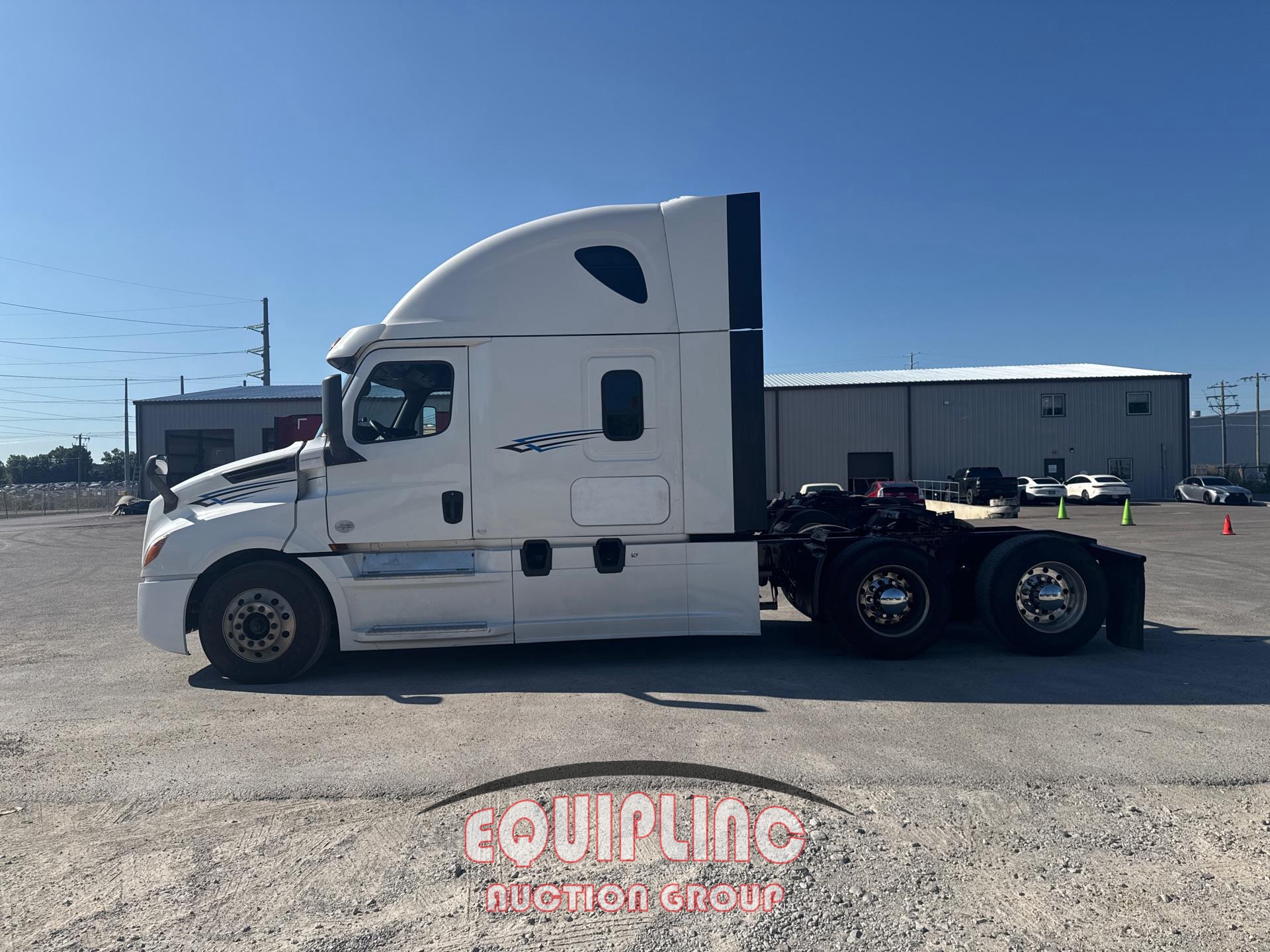 2019 FREIGHTLINER CASCADIA DOUBLE BUNK SLEEPER (A52576)
