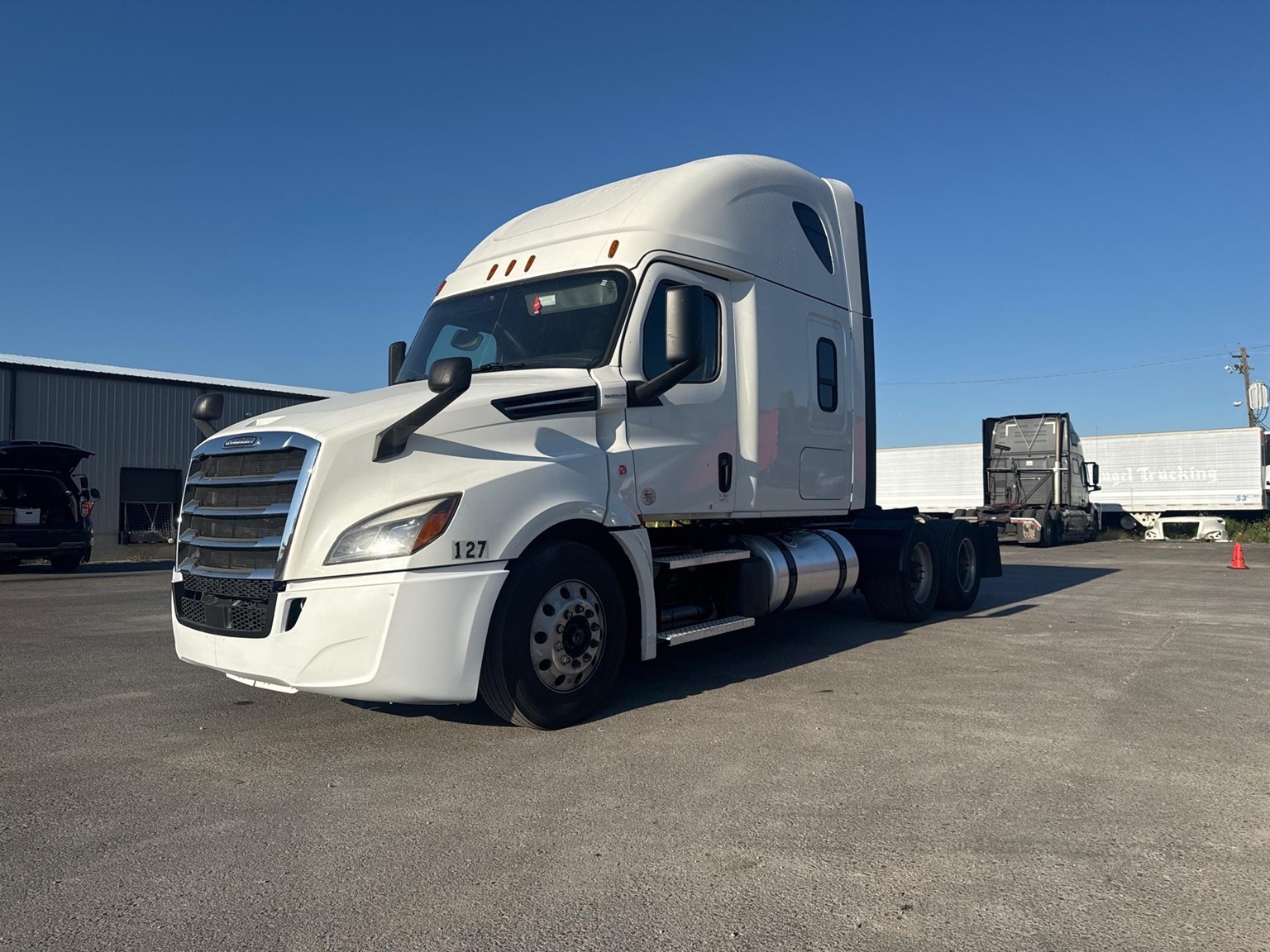 2020 FREIGHTLINER CASCADIA DOUBLE BUNK SLEEPER (A52576)