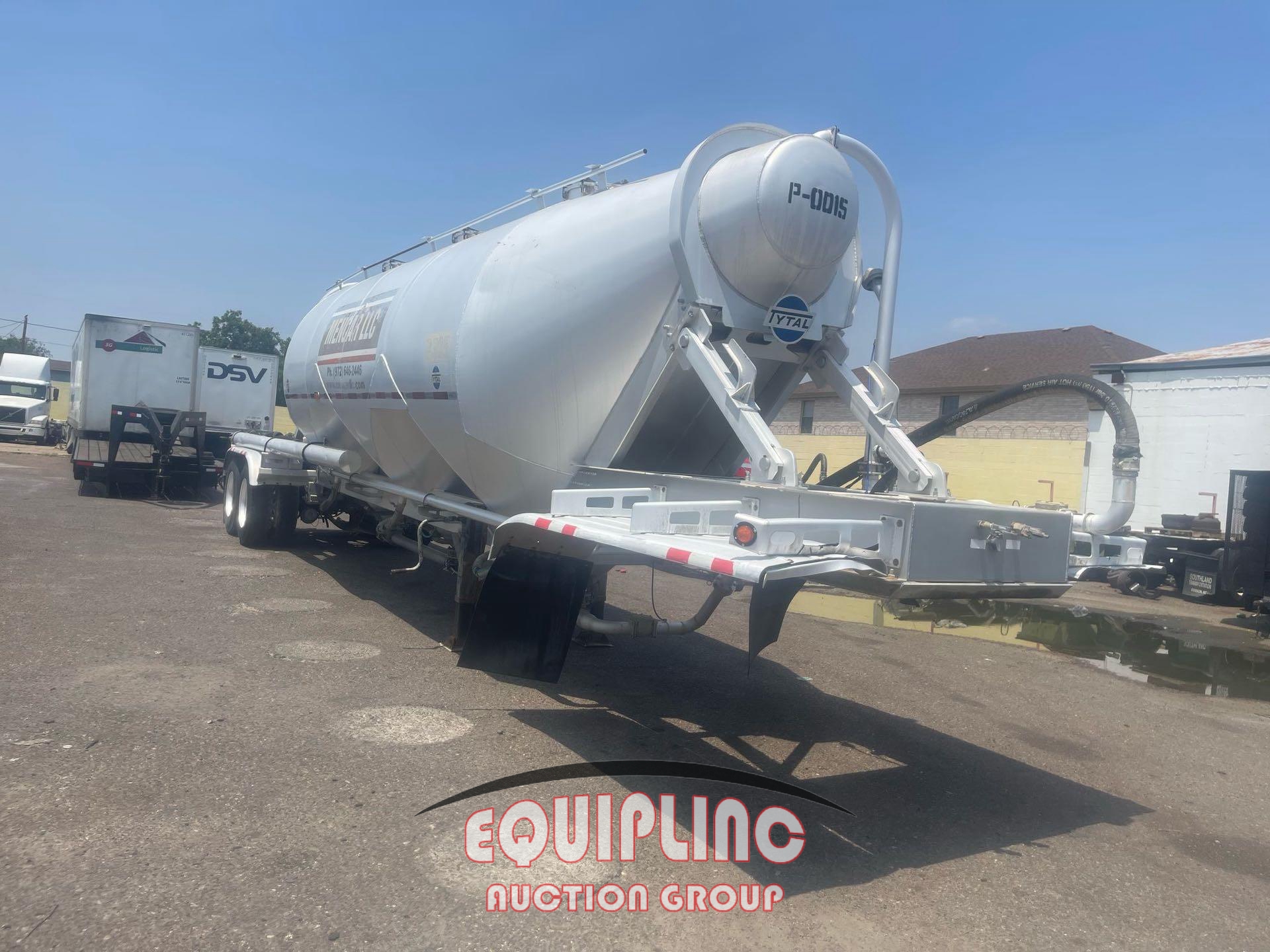 2016 TYTANK PNEUMATIC DULK TANDEM AXLE TRAILER (A45677)