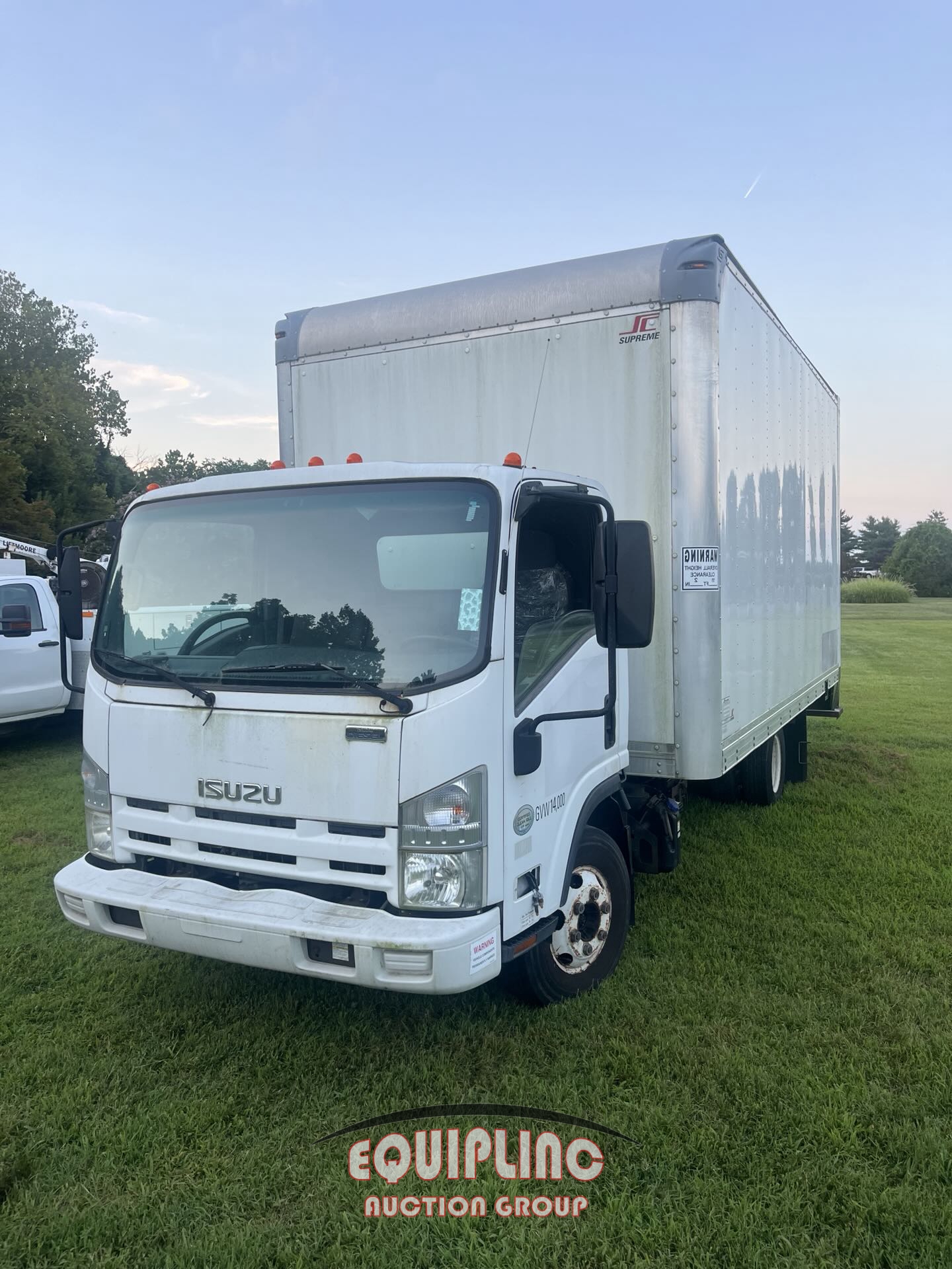 2015 ISUZU NPR 16FT BOX TRUCK (A52577)