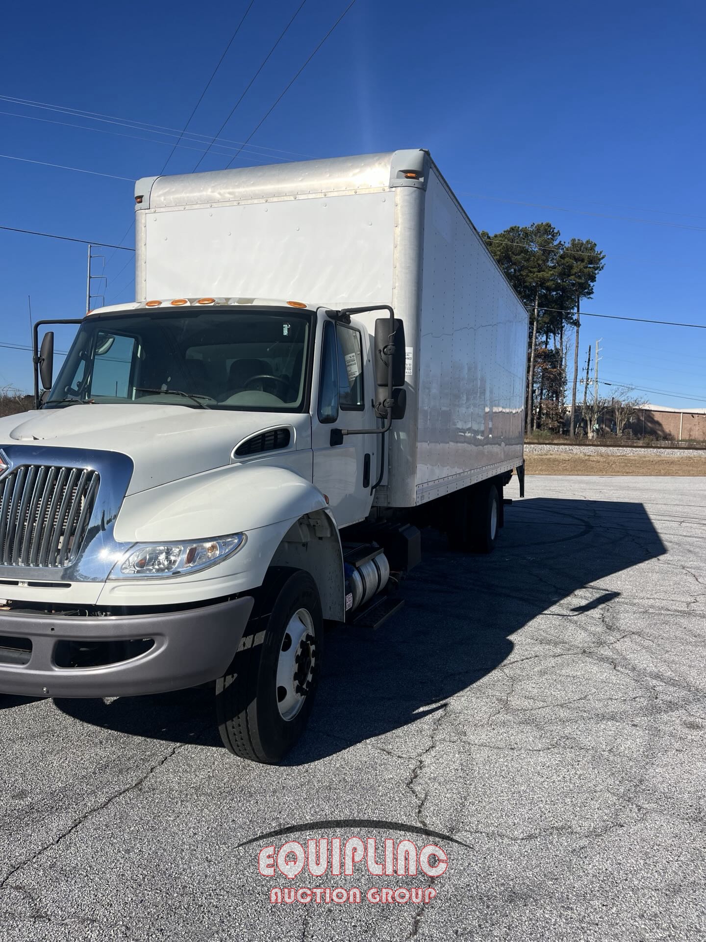 2016 INTERNATIONAL 4300 26FT BOX TRUCK (A52141)