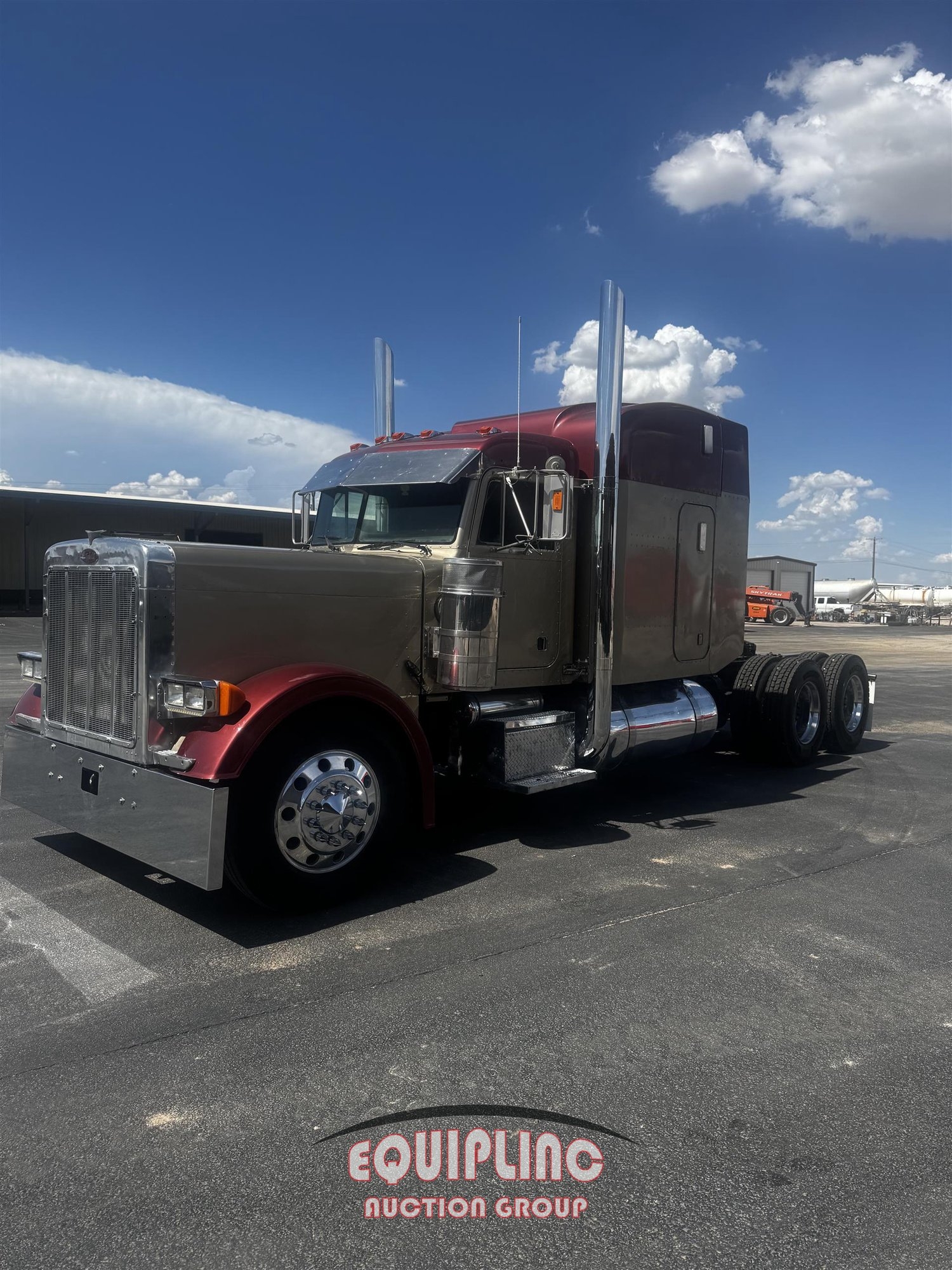 2000 PETERBILT 379 TANDEM AXLE SLEEPER (A52141)