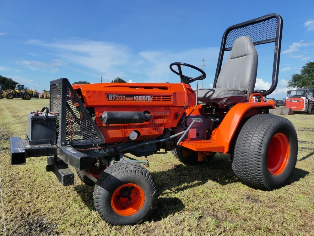 Kubota B7200 (A50120)