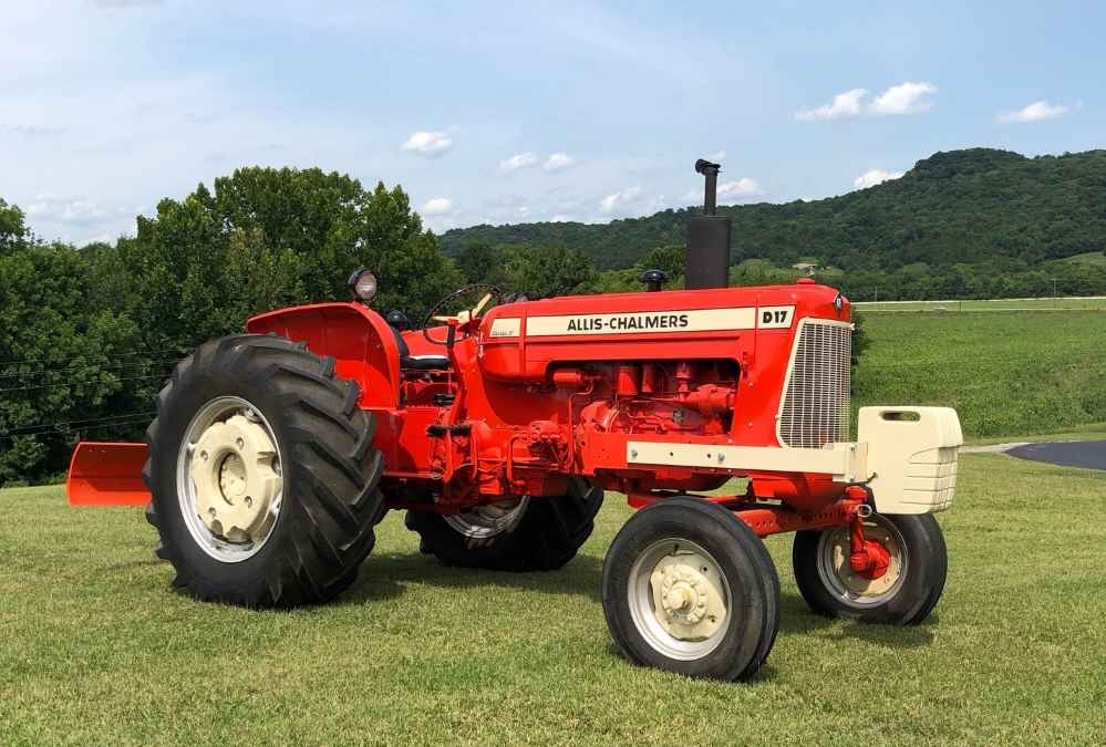 D17 Allis Chalmers.jpg