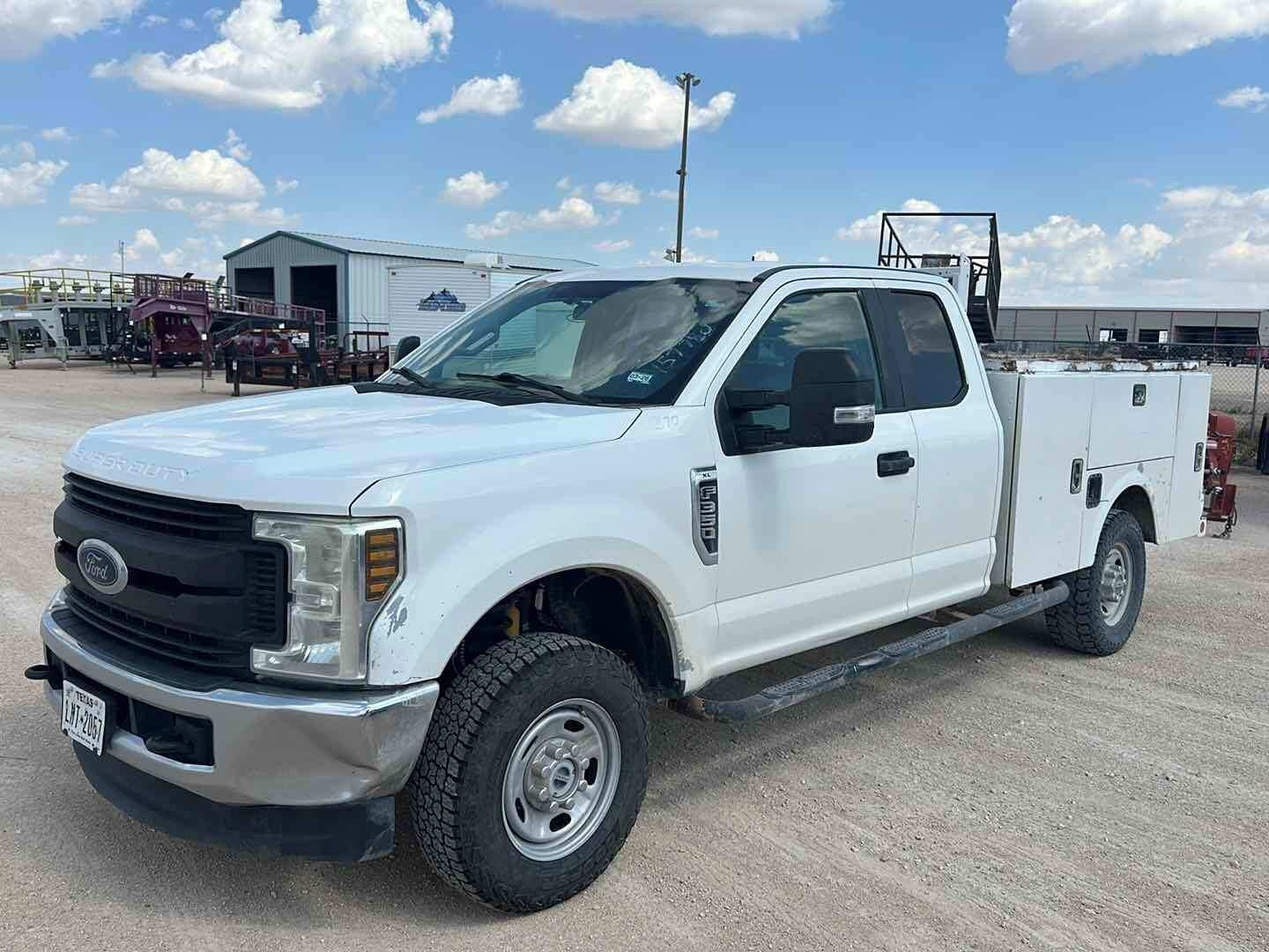 2019 FORD F-350 (A52472)