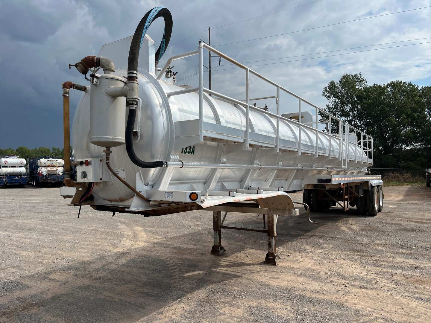 2018 DRAGON 150 BBL ALUMINUM VACUUM TRAILER (A53843)