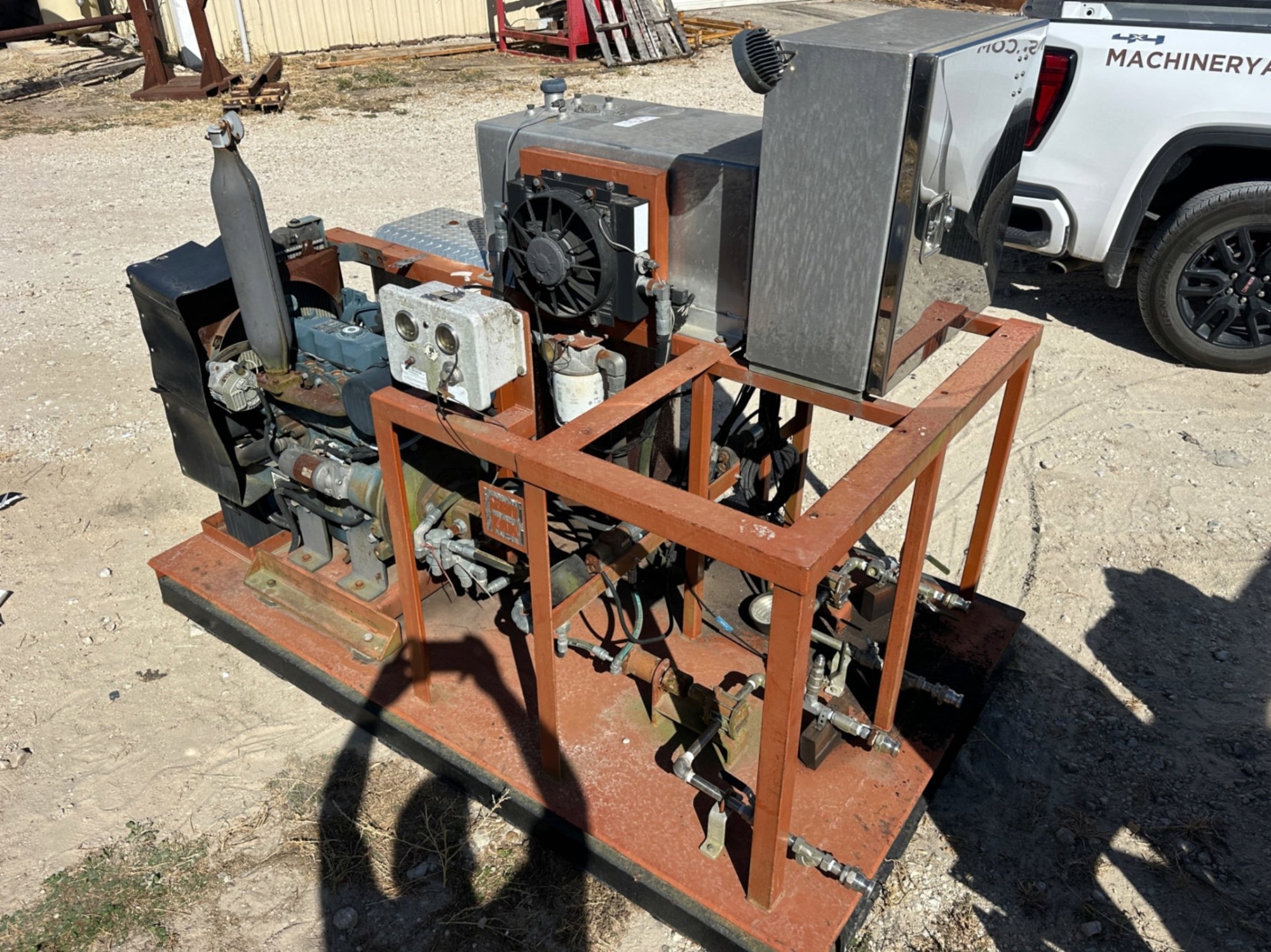 HYDRAULIC MOTOR AND PUMP ON A SKID (A55745)