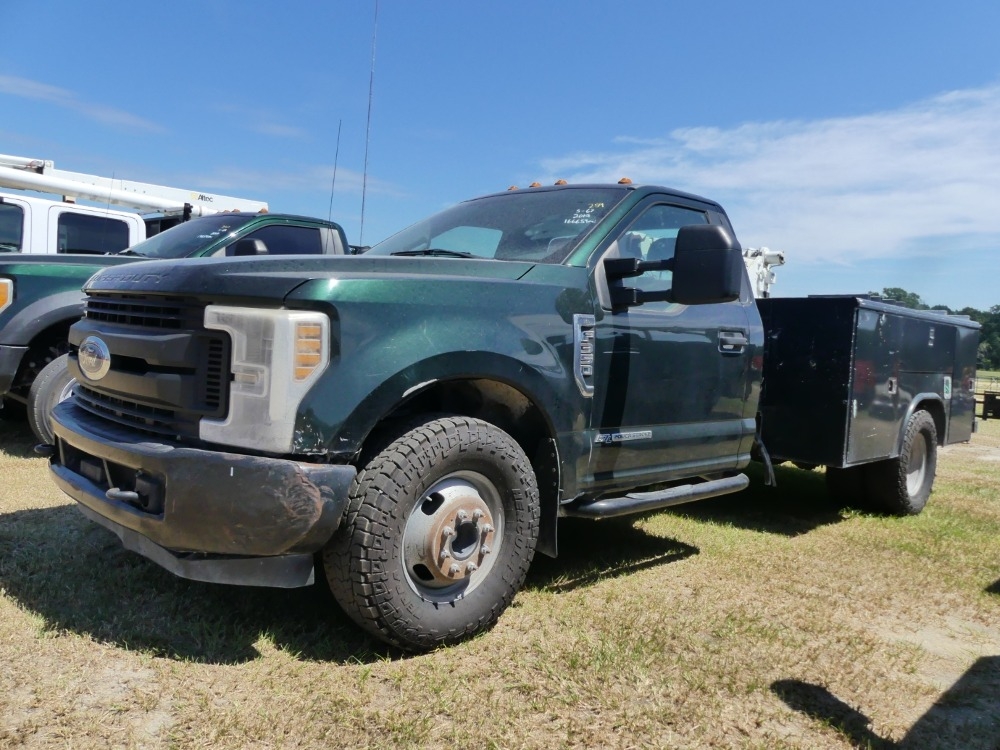 2019 Ford F-350 XL (A50123)