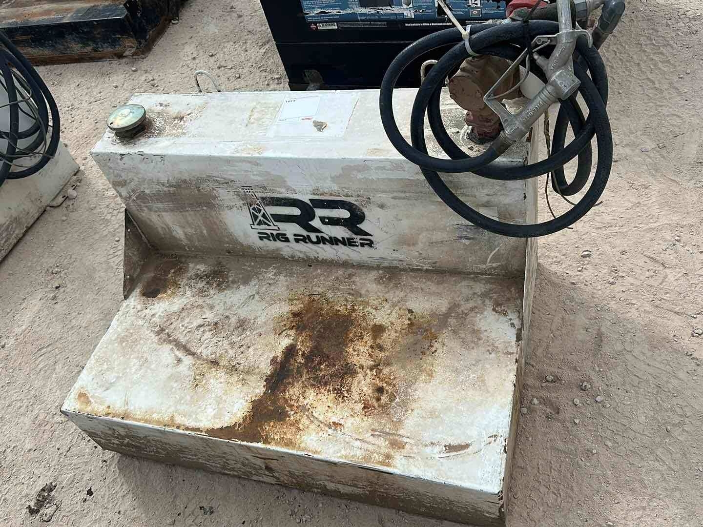 100 GAL FUEL TANK W/PUMP (A52472)